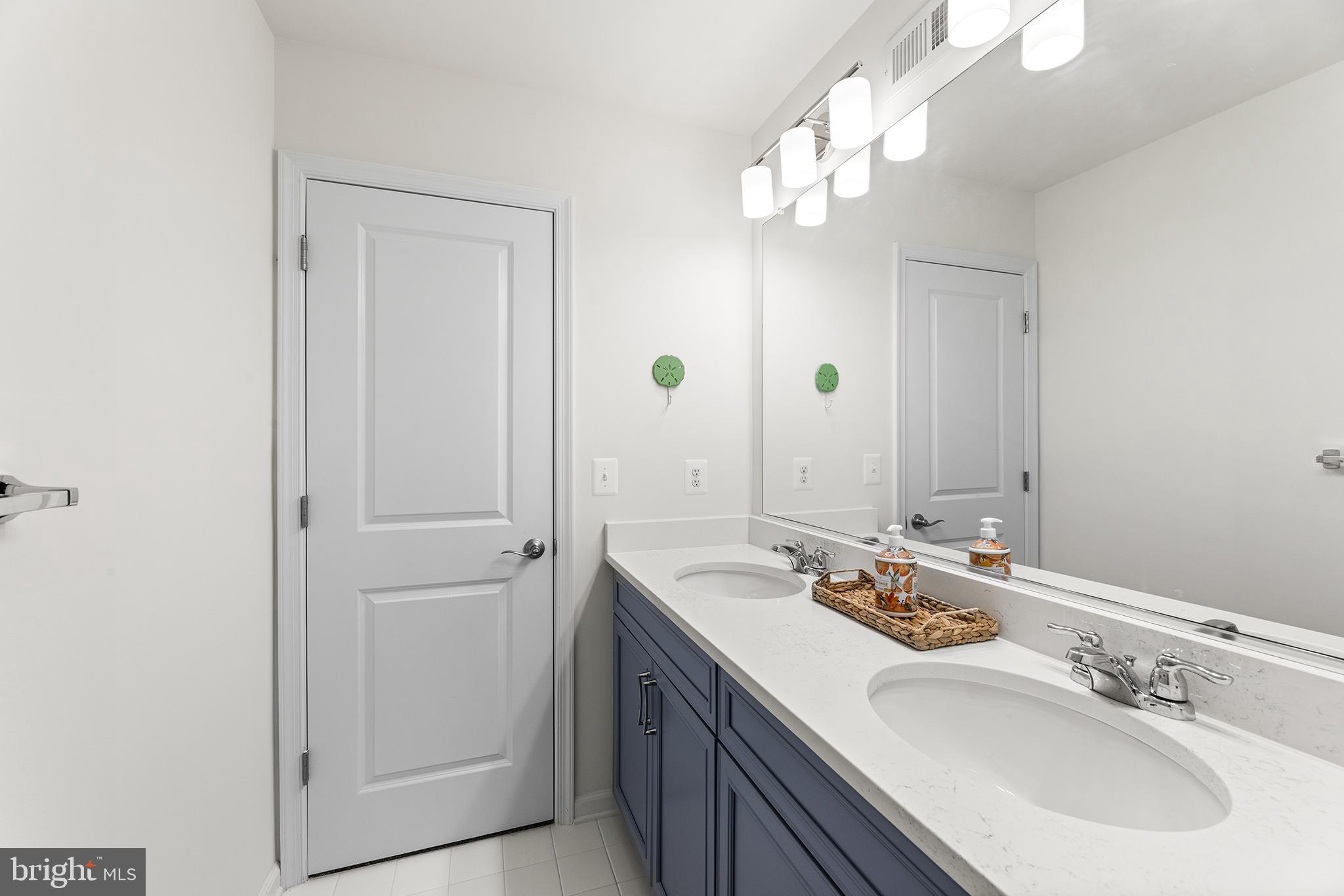 SILVER WOODS - Residential