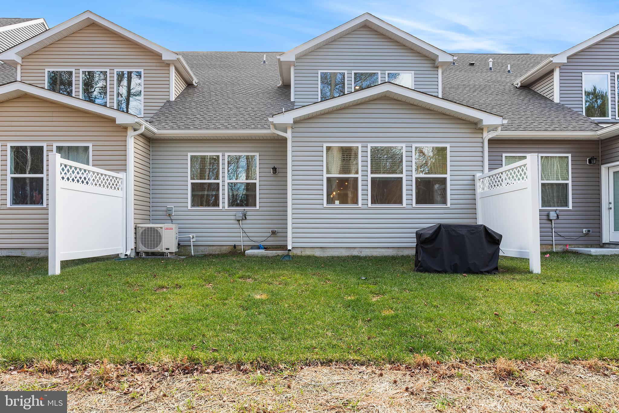 SILVER WOODS - Residential