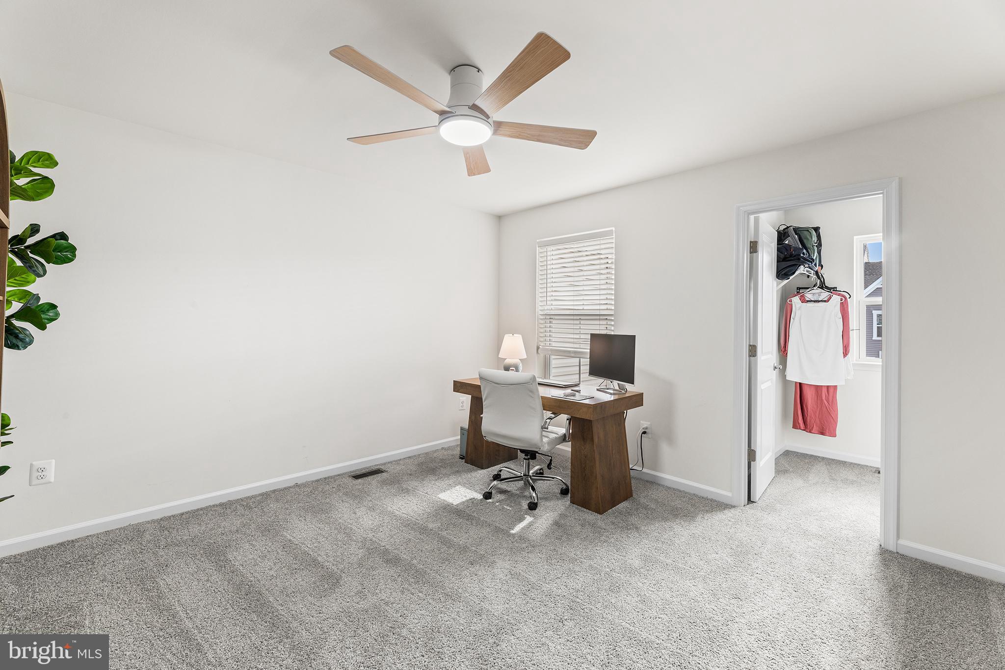 SILVER WOODS - Residential