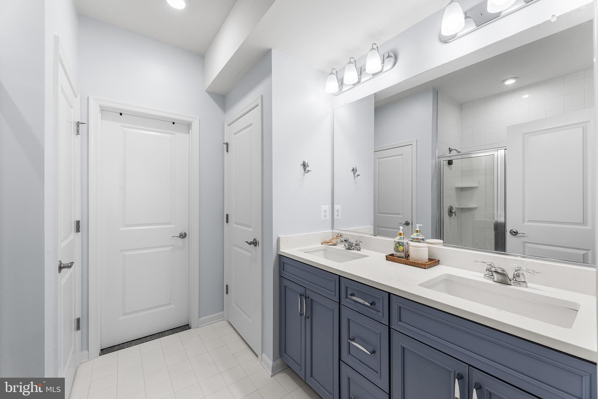 SILVER WOODS - Residential