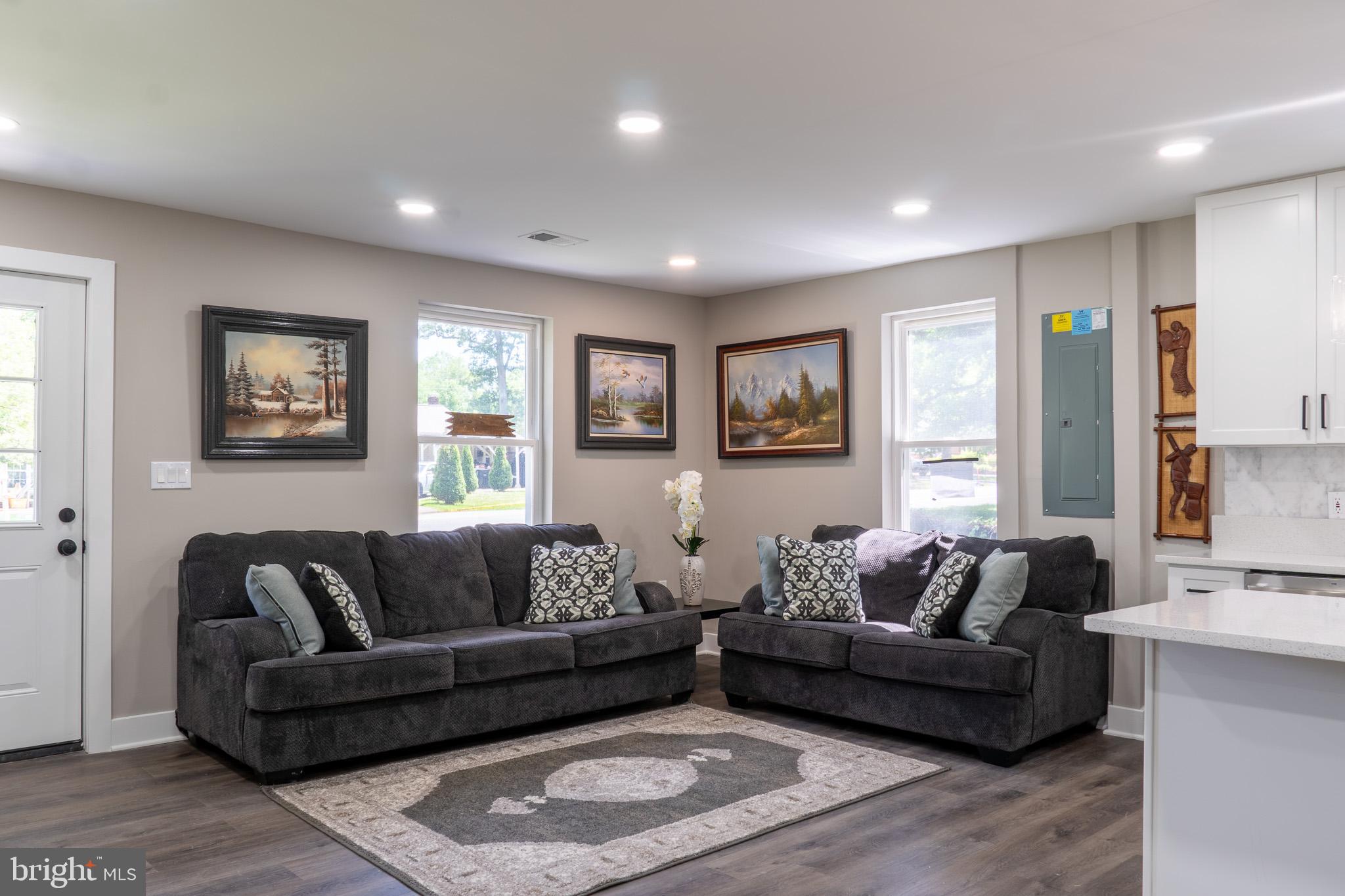 HYNESBORO PARK - Residential