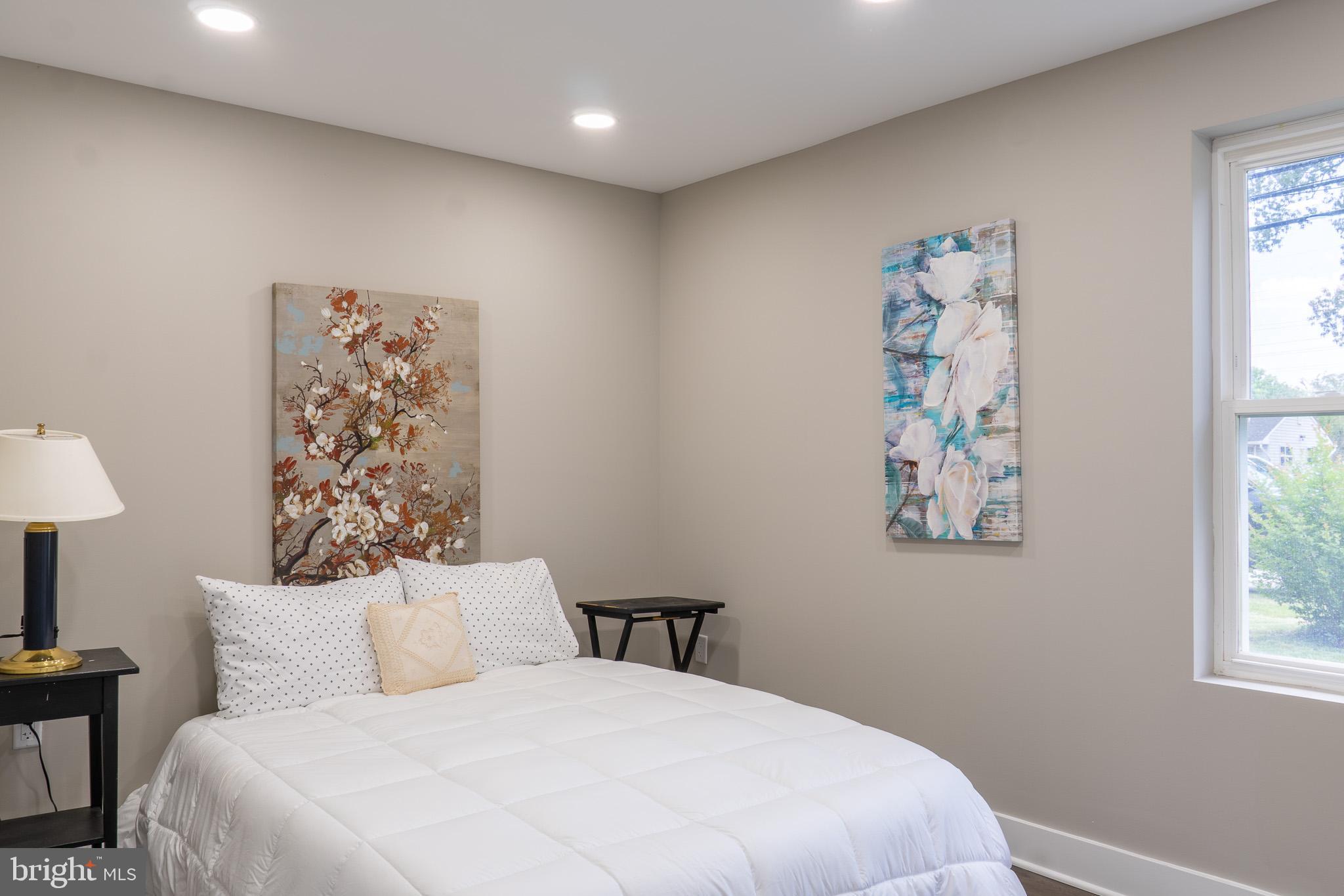 HYNESBORO PARK - Residential