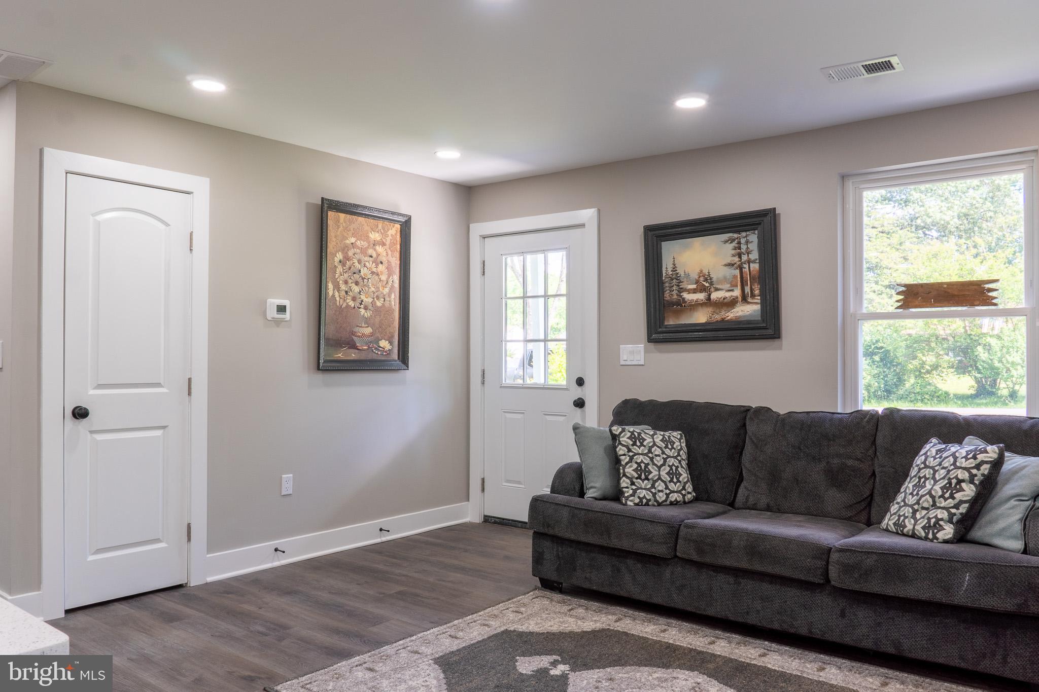 HYNESBORO PARK - Residential
