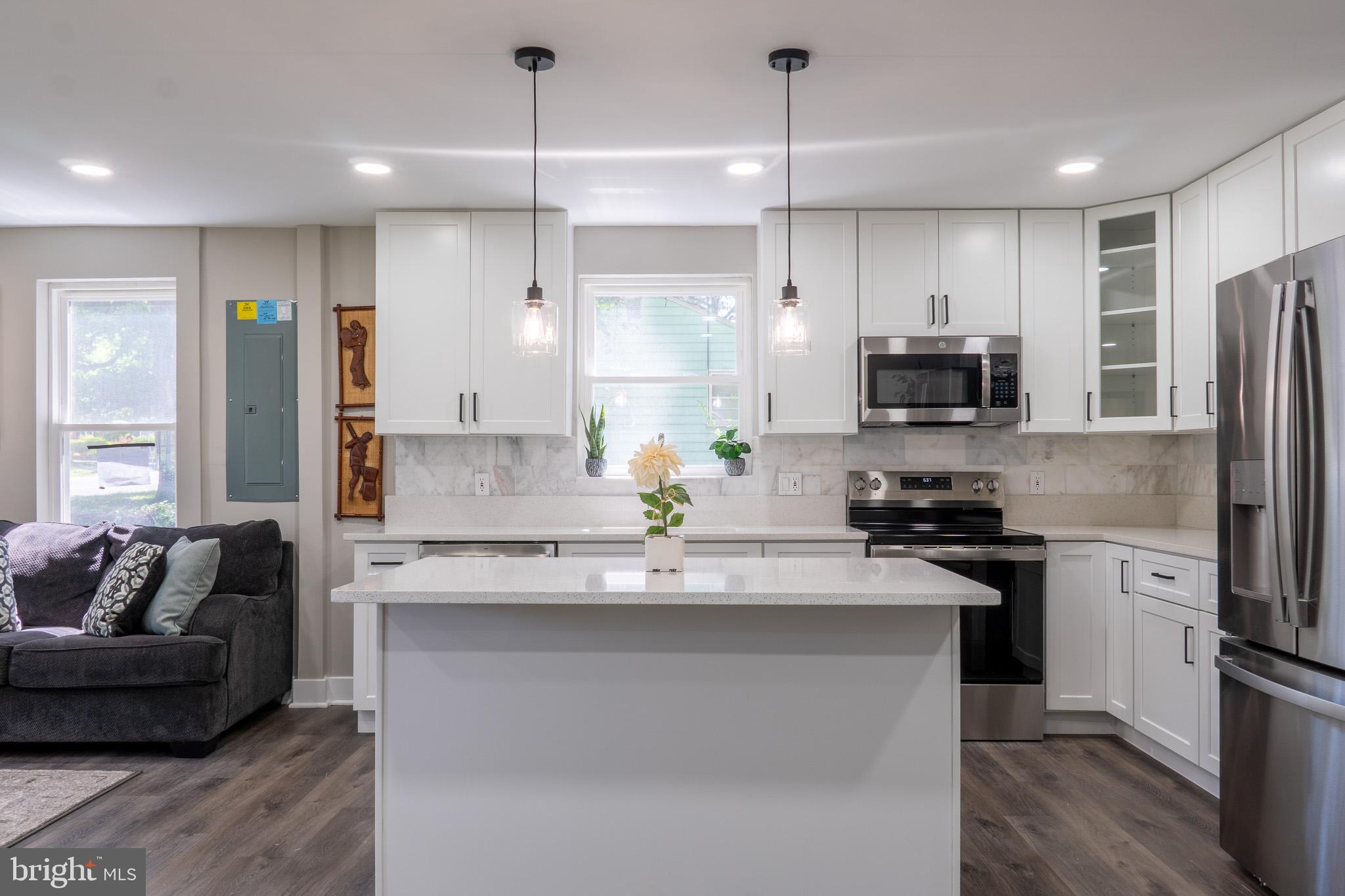 HYNESBORO PARK - Residential