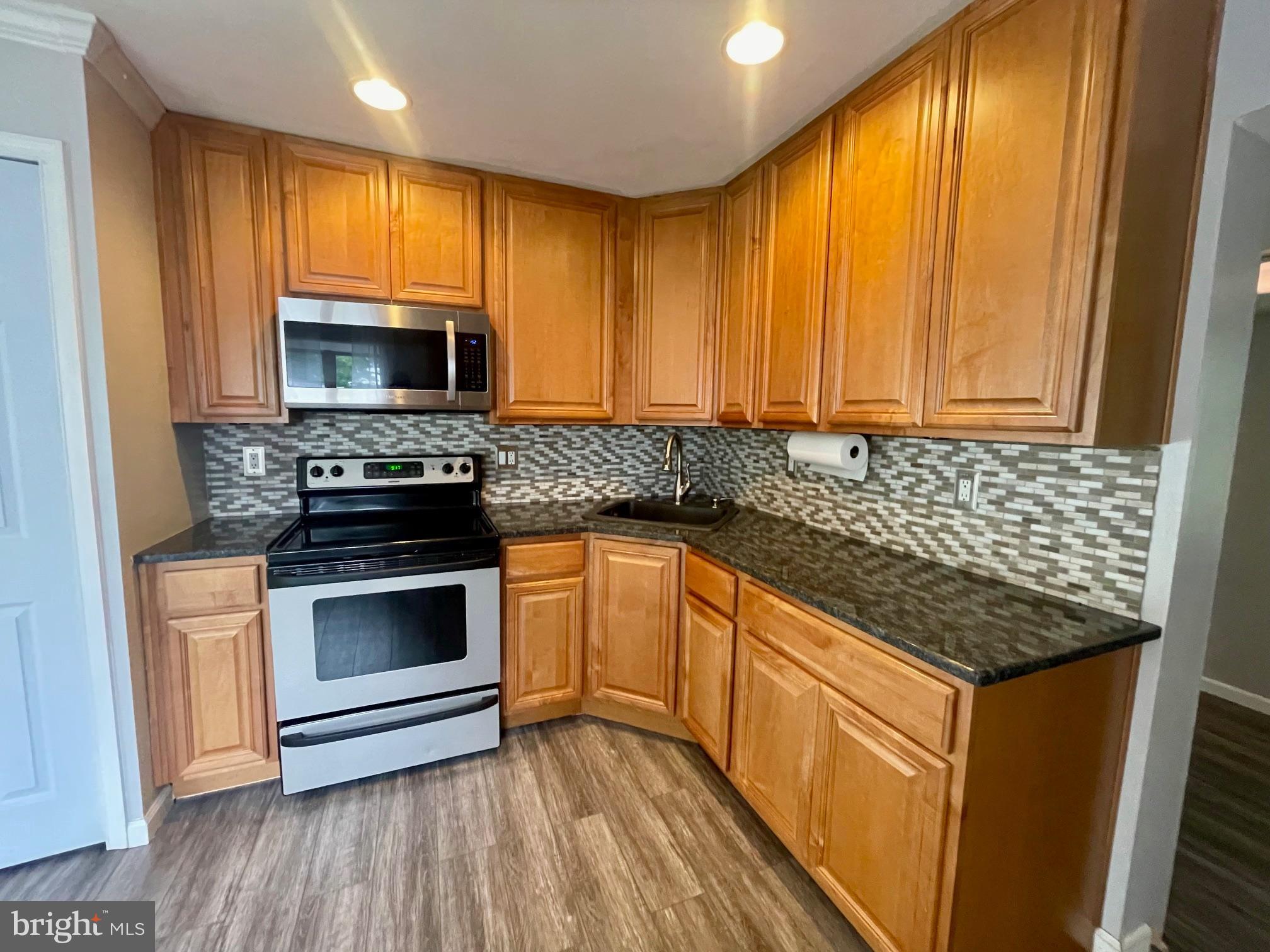 VICTORY VILLA - Residential Lease