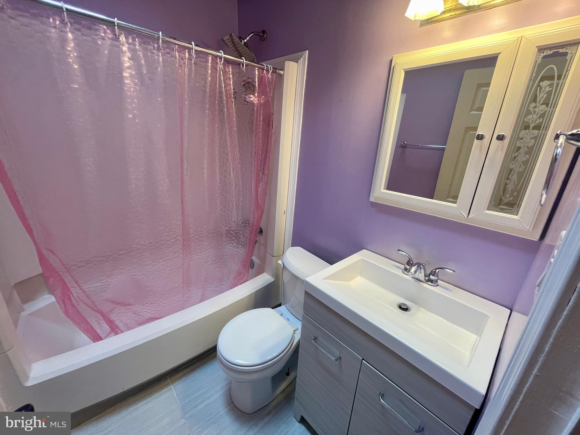 VICTORY VILLA - Residential Lease