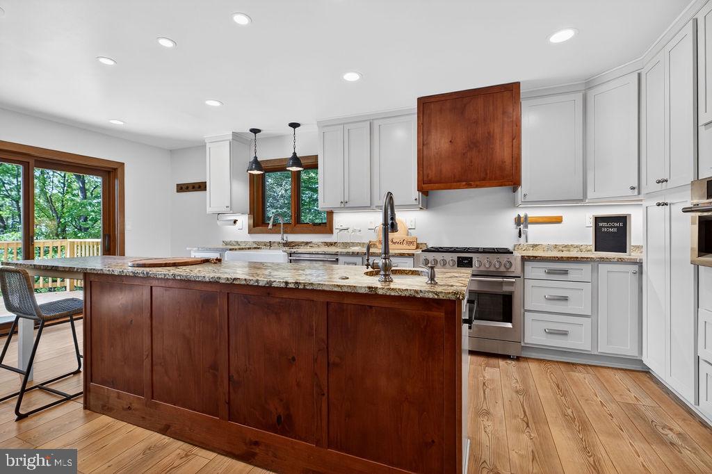 198 HEMLOCK DRIVE