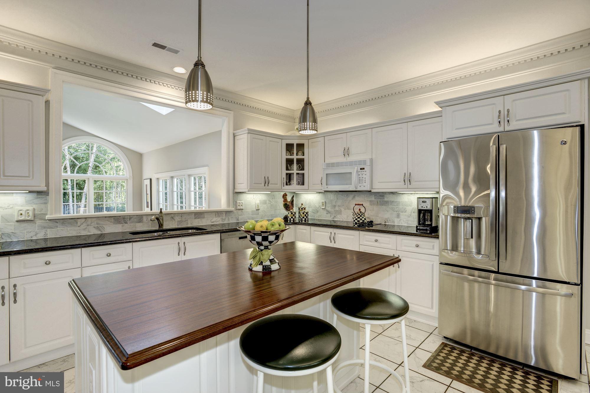 RIVER FALLS - Residential