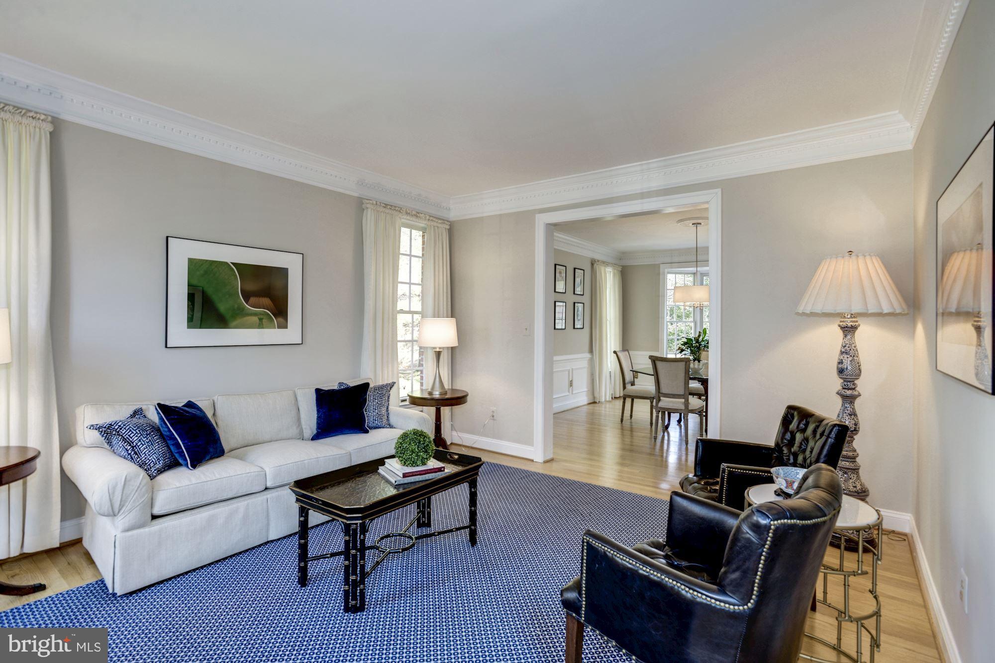 RIVER FALLS - Residential