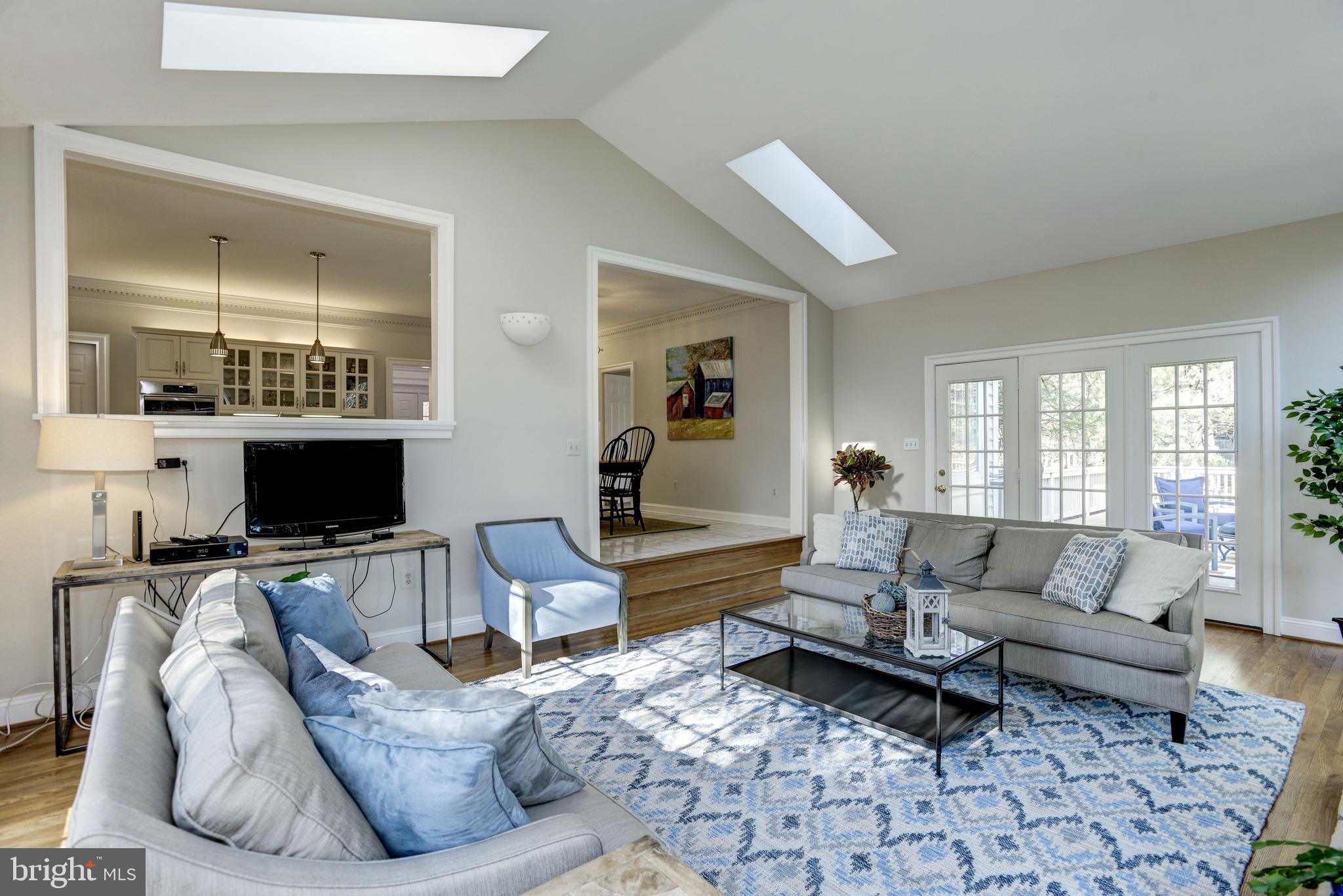 RIVER FALLS - Residential