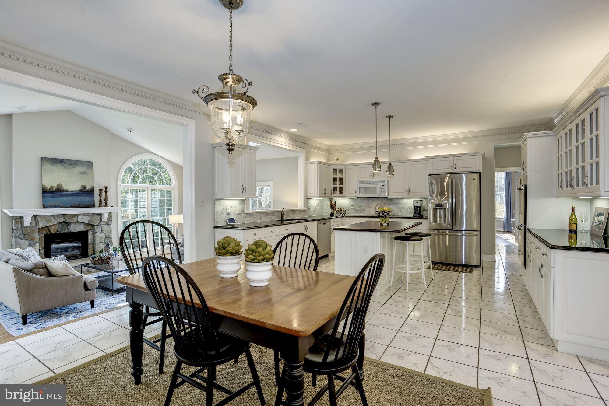 RIVER FALLS - Residential