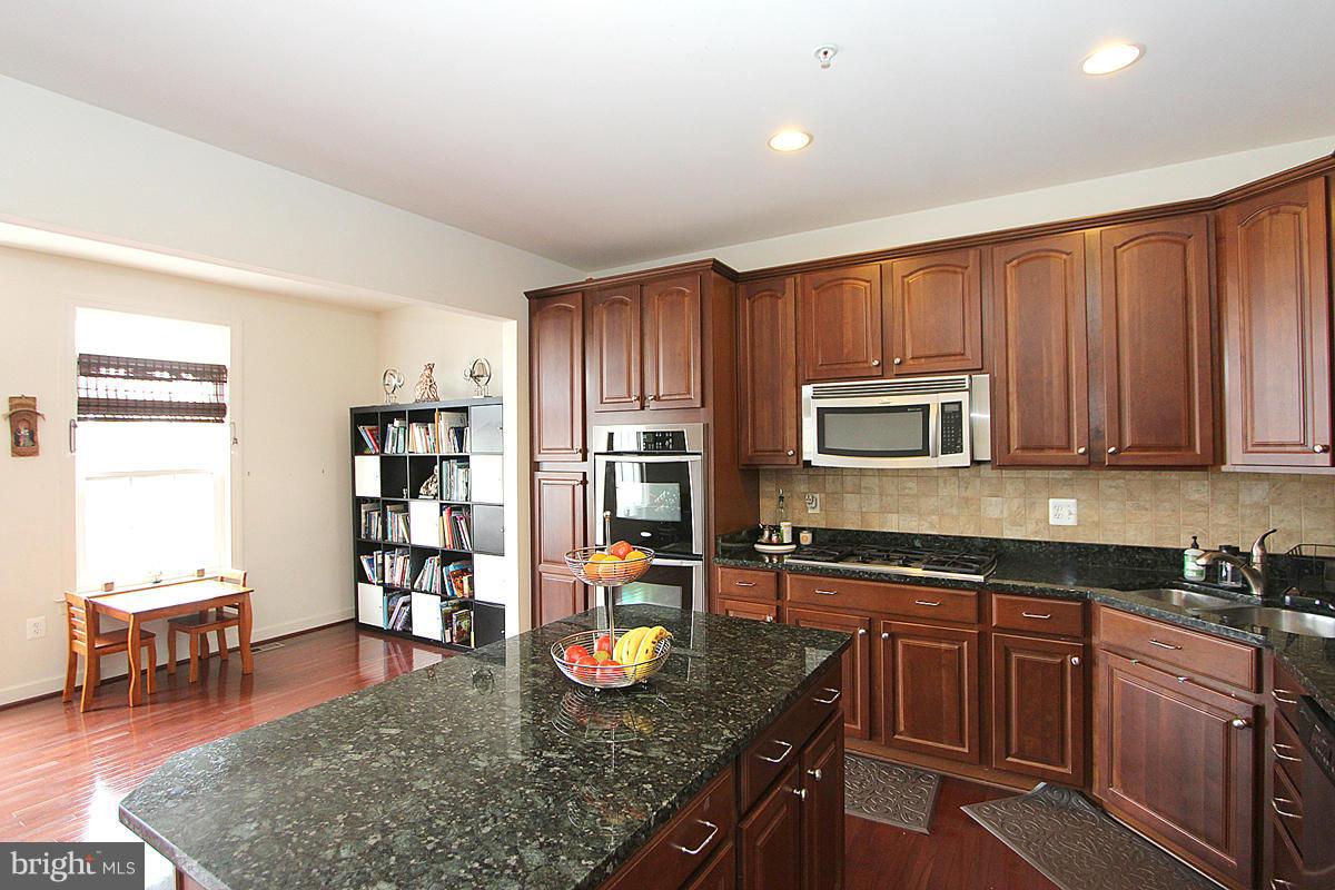 WAVERLY WOODS - Residential Lease