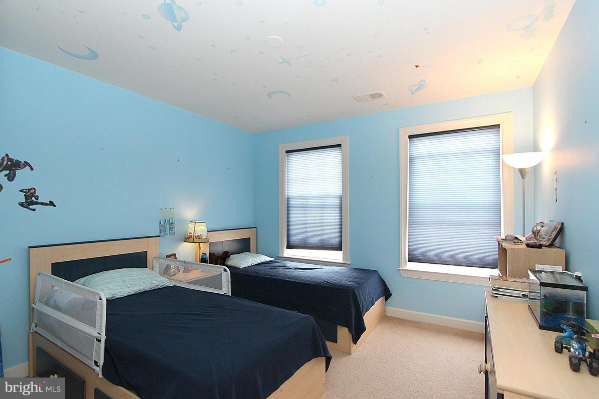 WAVERLY WOODS - Residential Lease