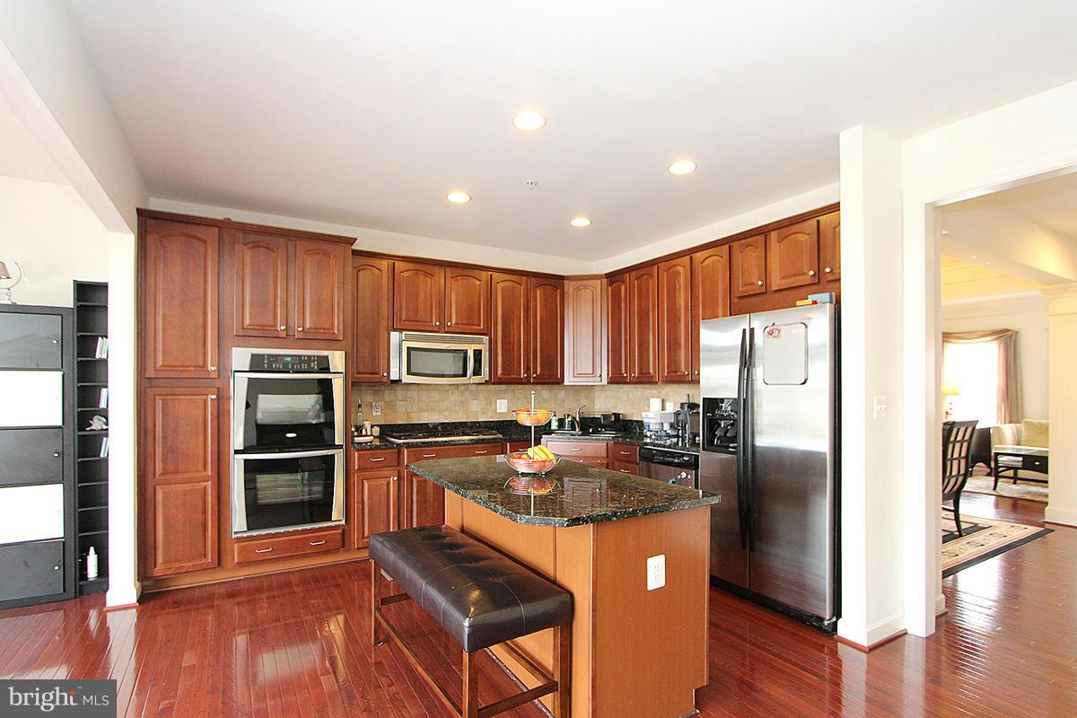 WAVERLY WOODS - Residential Lease