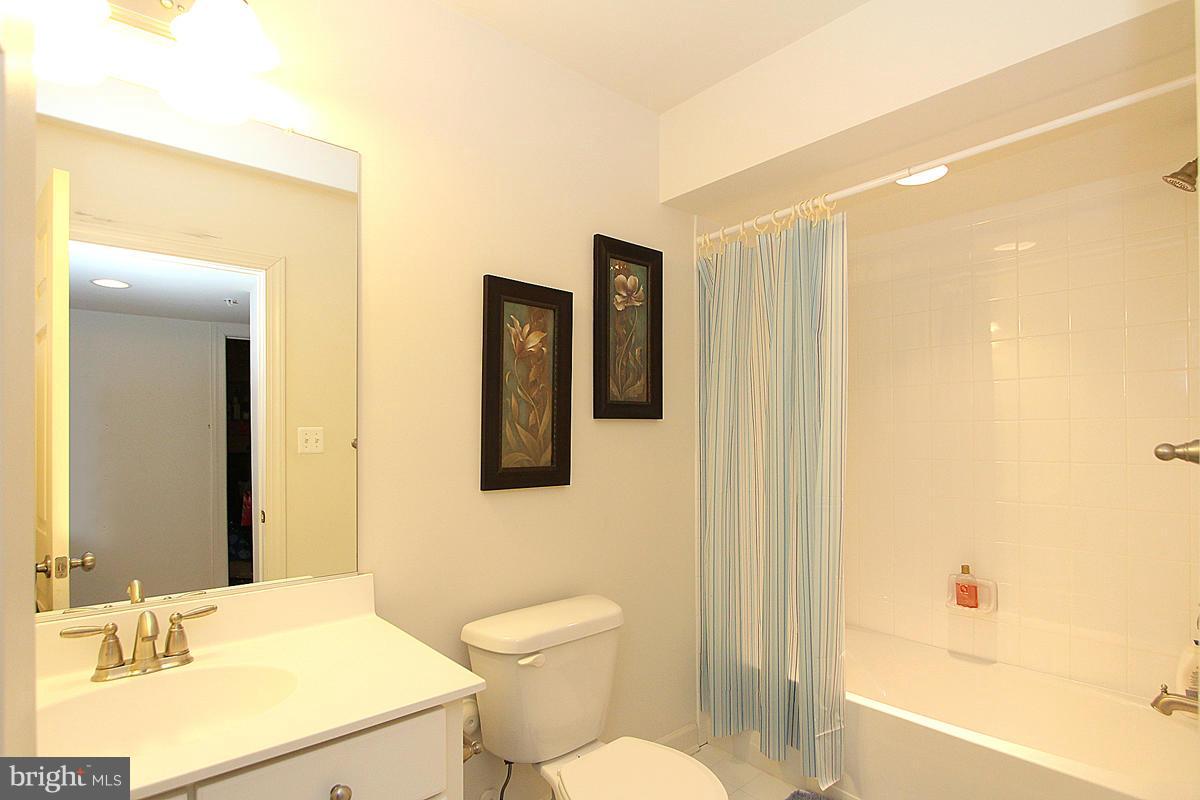 WAVERLY WOODS - Residential Lease