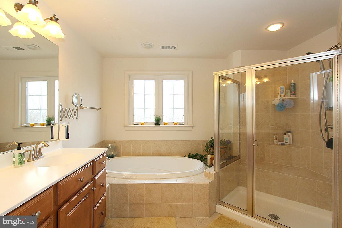 WAVERLY WOODS - Residential Lease