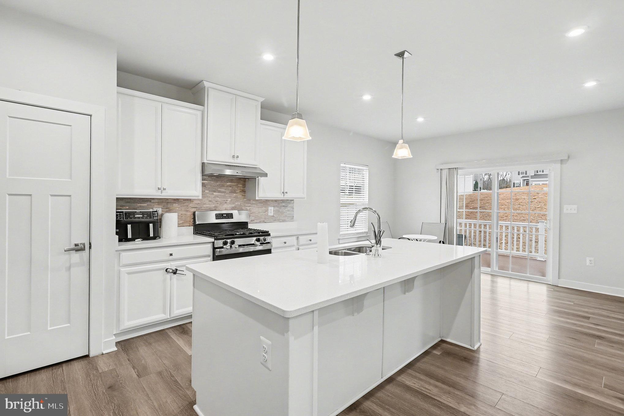 RAPPAHANNOCK LANDING - Residential Lease