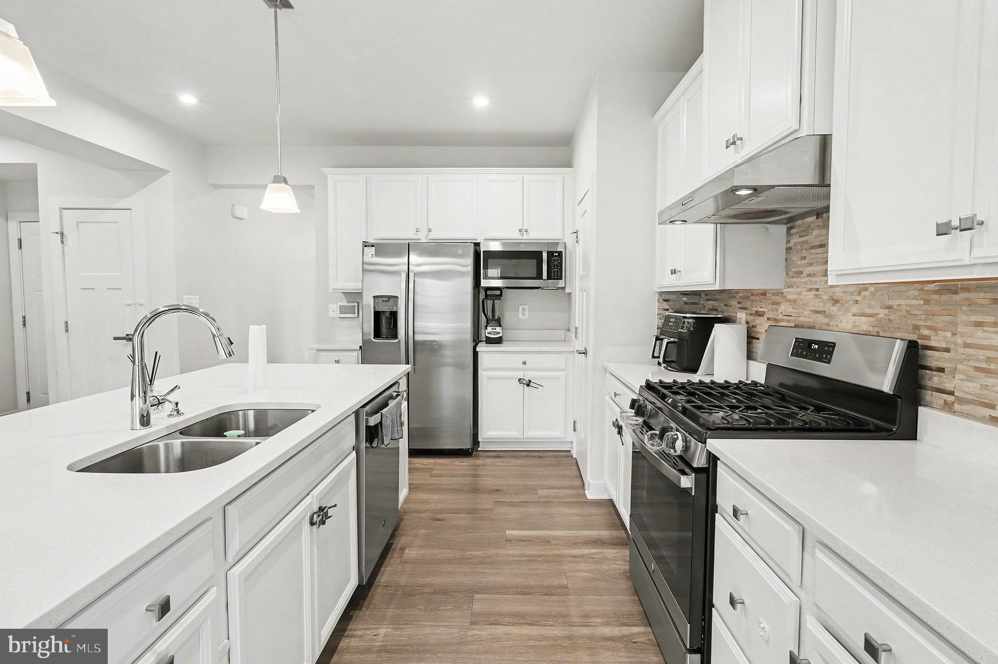 RAPPAHANNOCK LANDING - Residential Lease