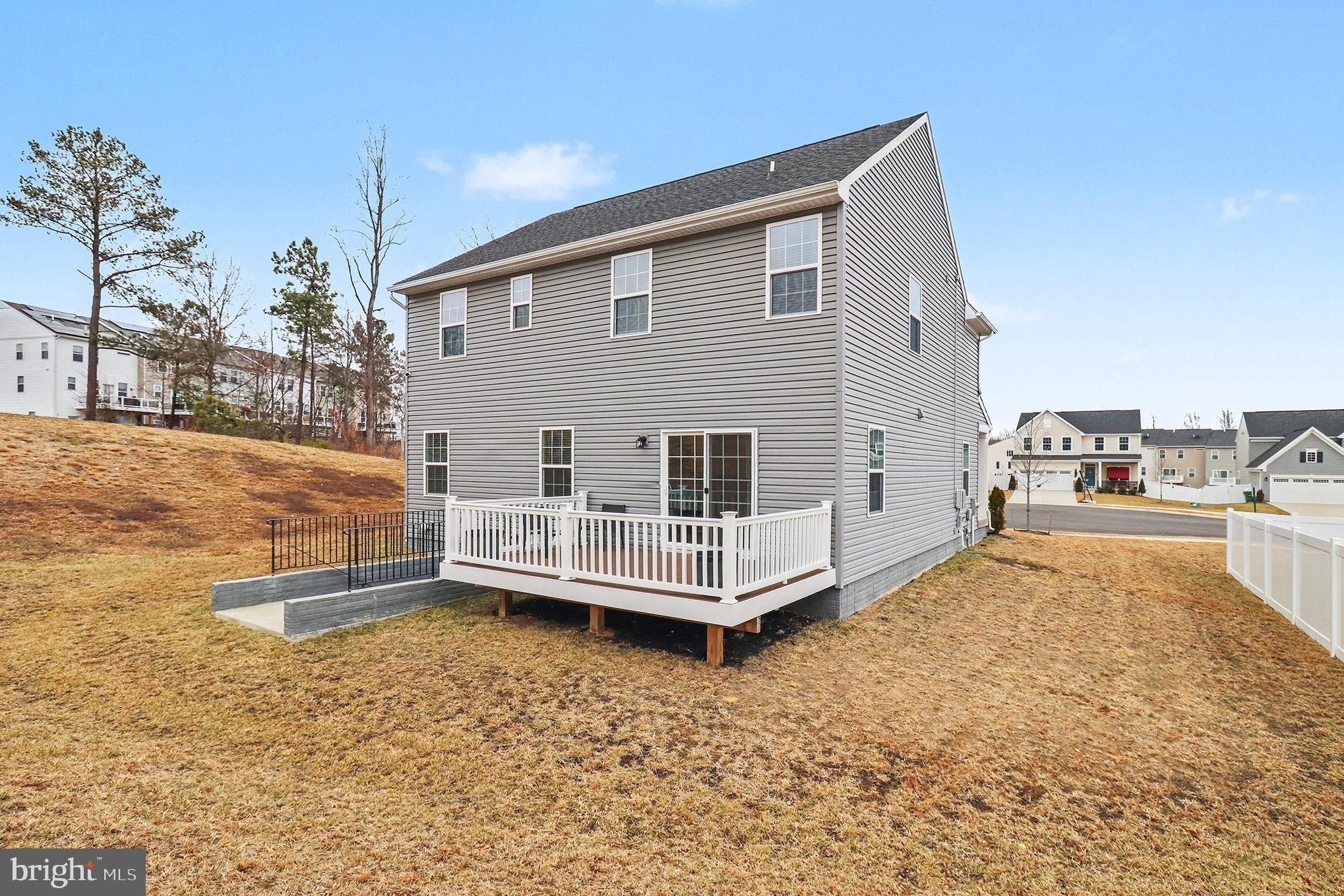 RAPPAHANNOCK LANDING - Residential Lease