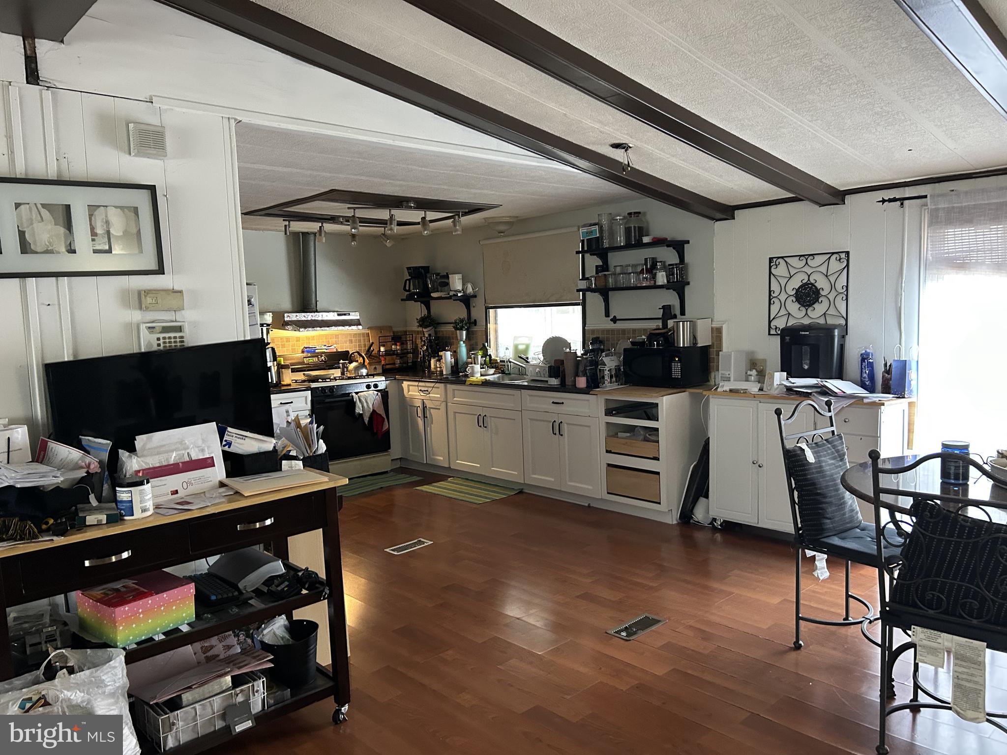 GRAYSON VILLAGE - Residential