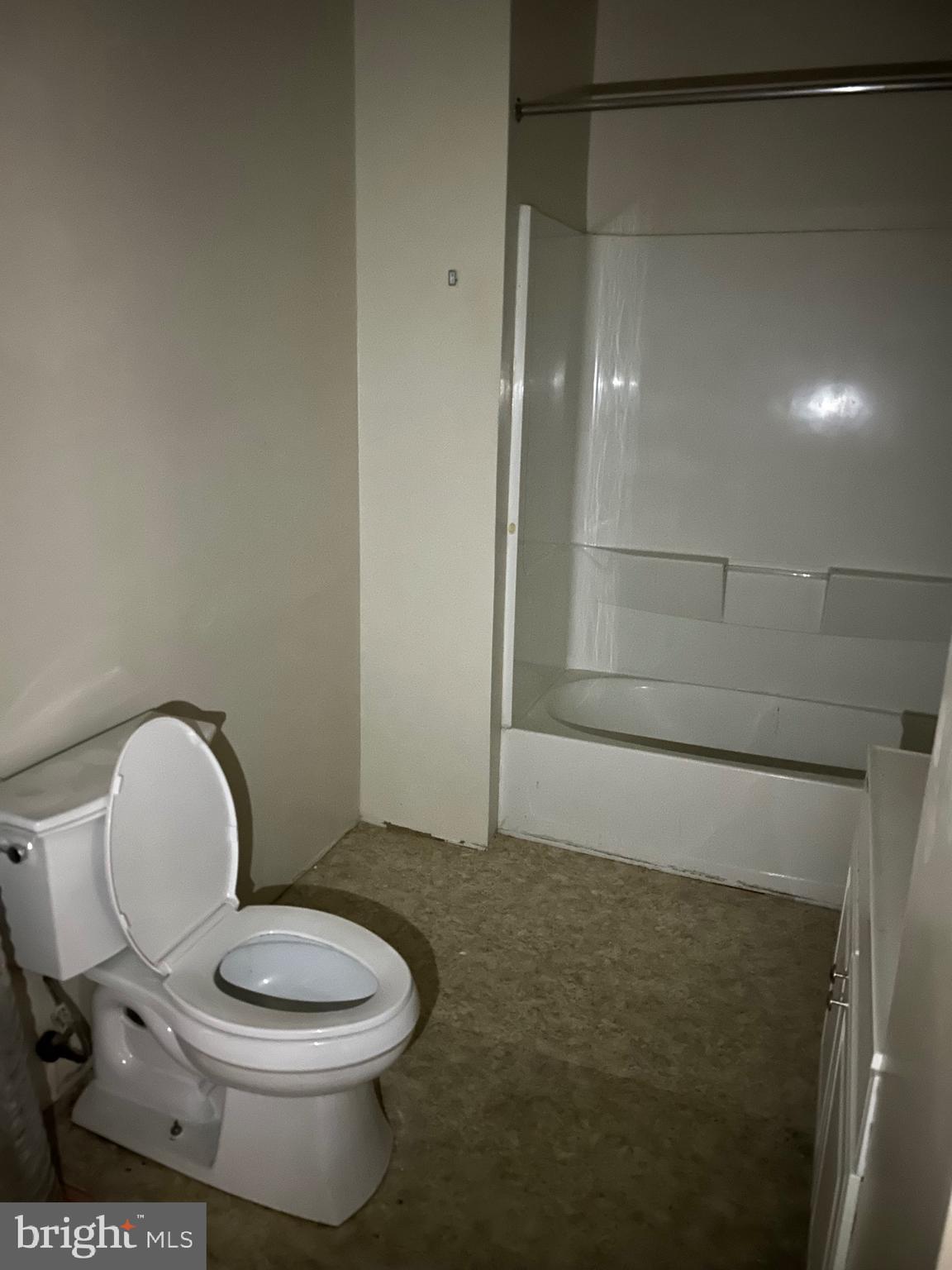 MILL HILL - Residential