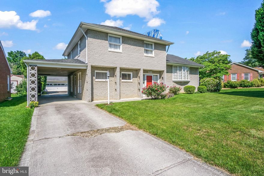 Almost 3000 finished sq feet in this brick split level in St James. 3 -4 BR and 2.5 BA.  Beautiful hardwood under carpet, separate dining room; lower level game room, full basement, floored attic. Oversized detached garage plus a carport. Easy access to interstates, shopping, schools etc
