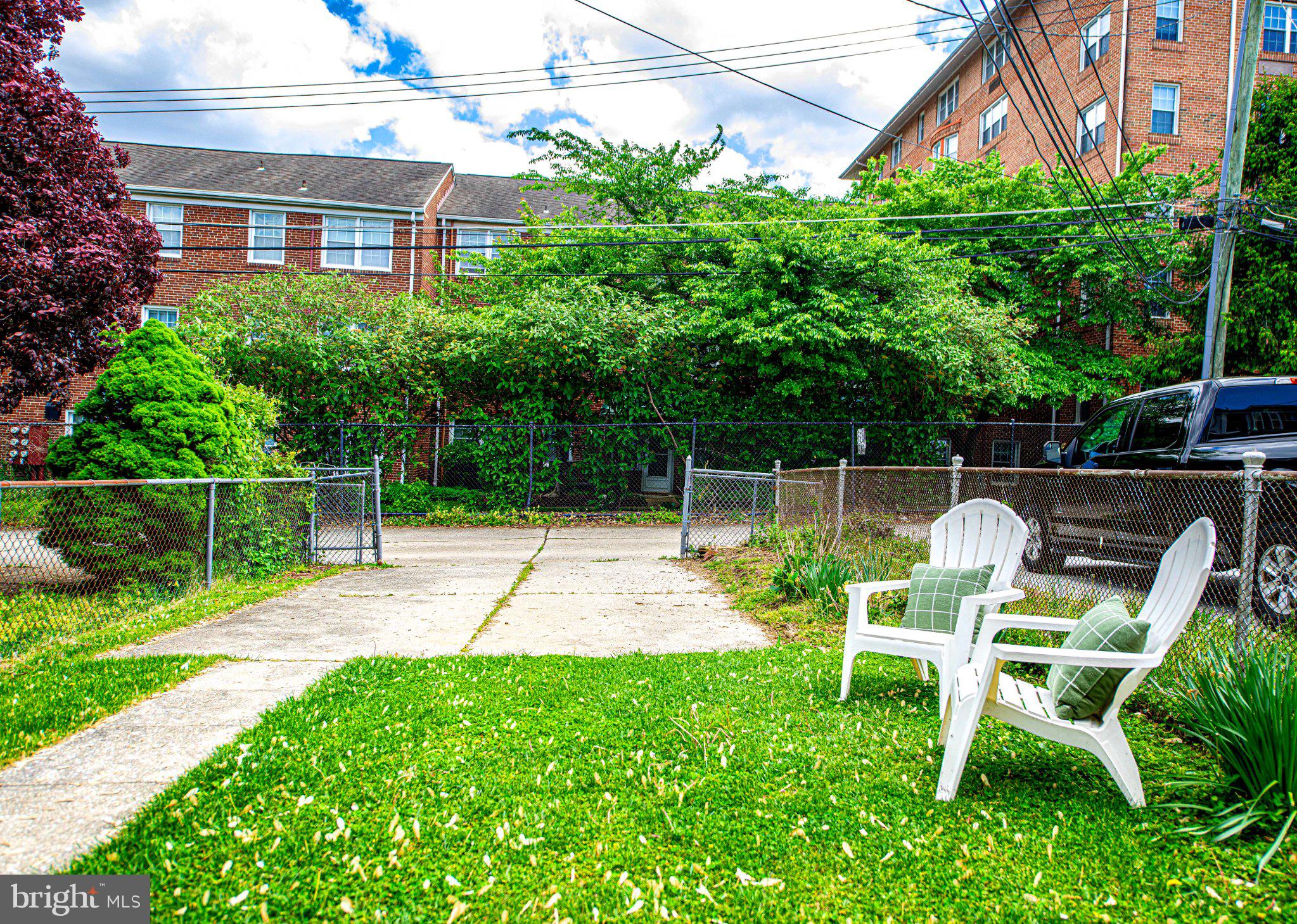 TOWSON PARK - Residential