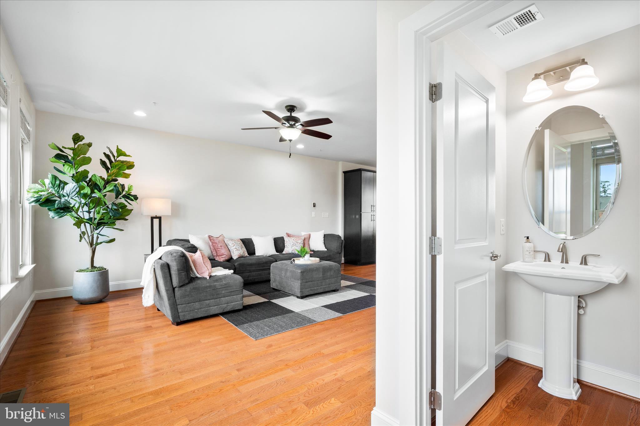 VILLAGES OF URBANA - Residential