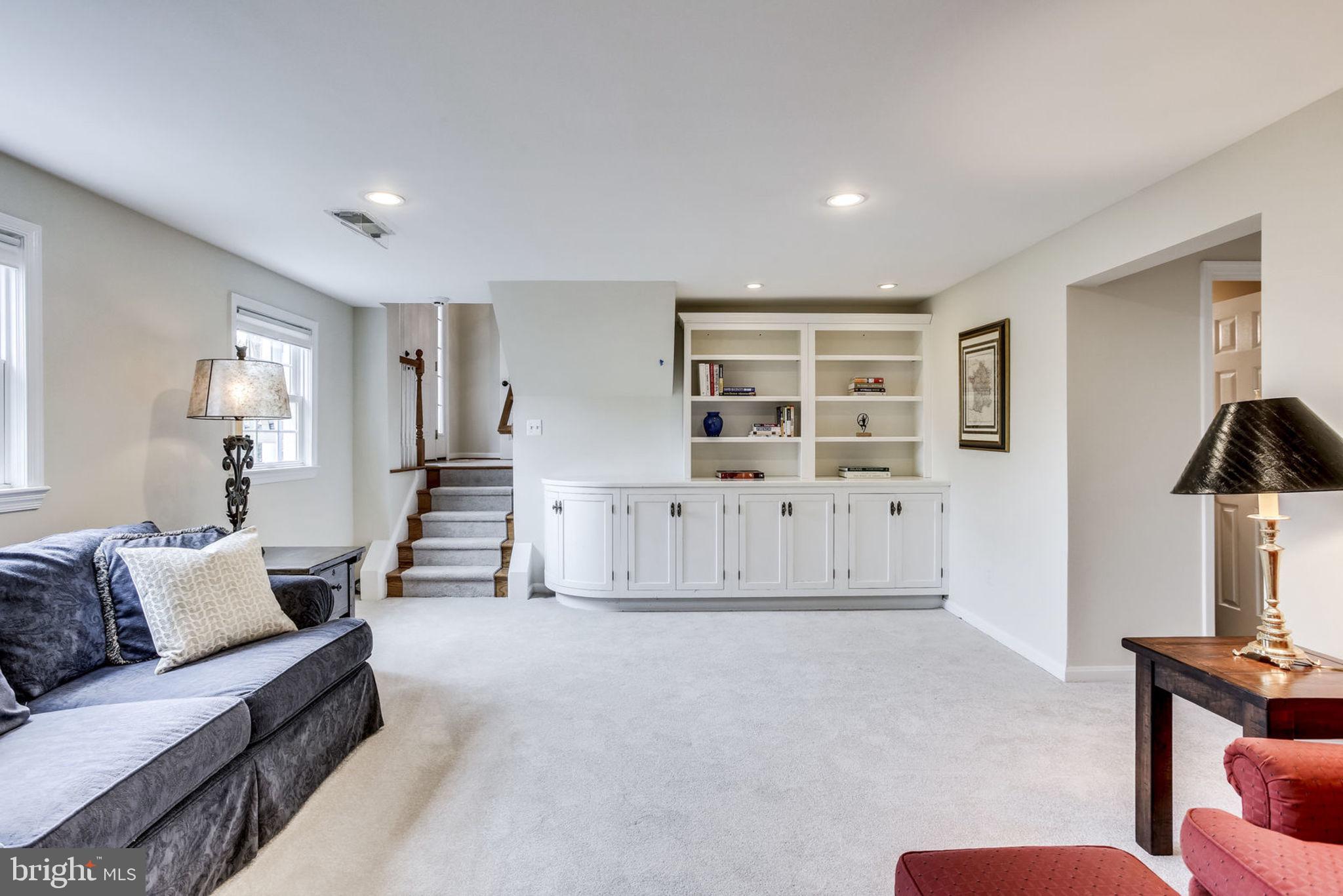 BARRISTERS PLACE - Residential