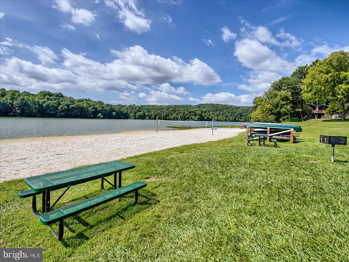 WOODRIDGE AT LAKE LINGANORE - Residential
