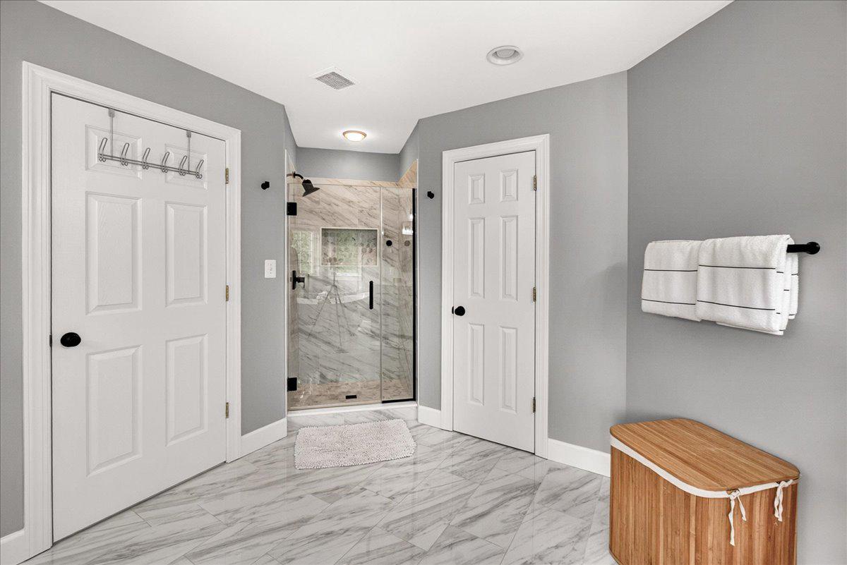 WOODRIDGE AT LAKE LINGANORE - Residential