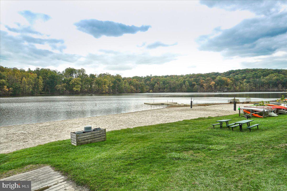WOODRIDGE AT LAKE LINGANORE - Residential