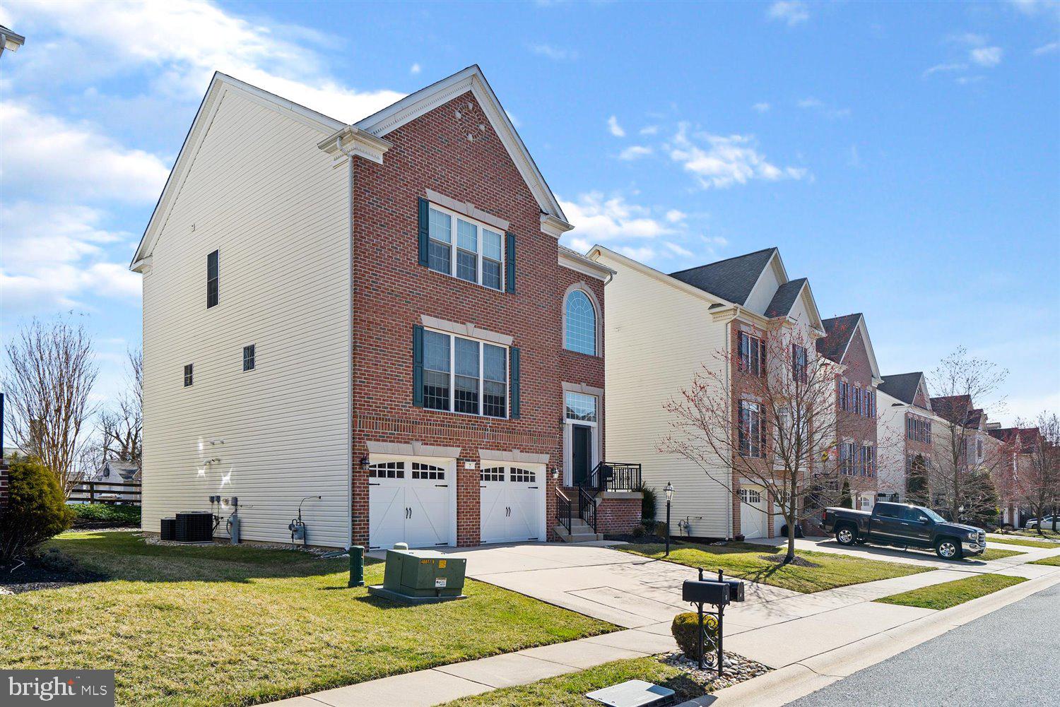 FALLSTON CROSSING - Residential