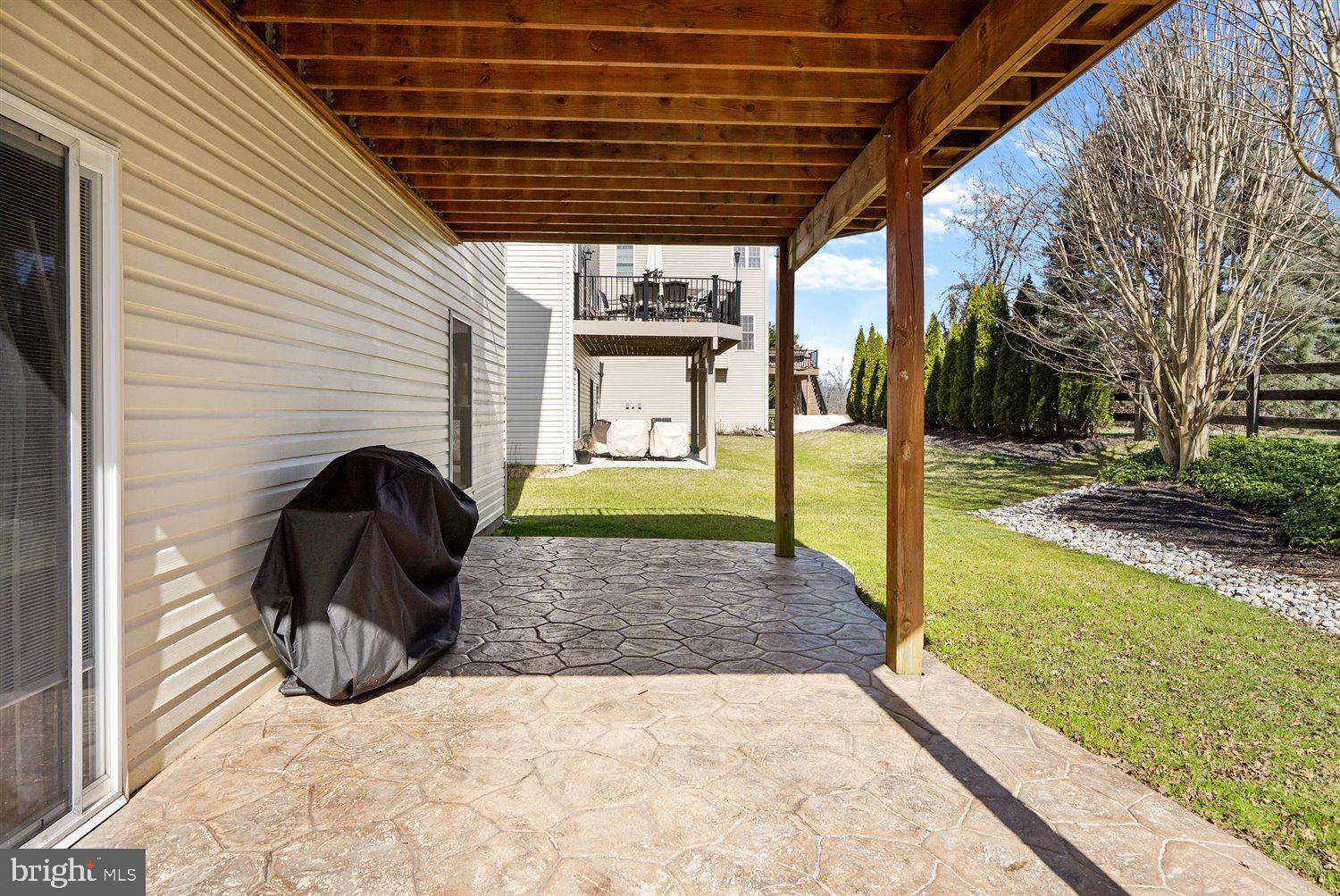 FALLSTON CROSSING - Residential