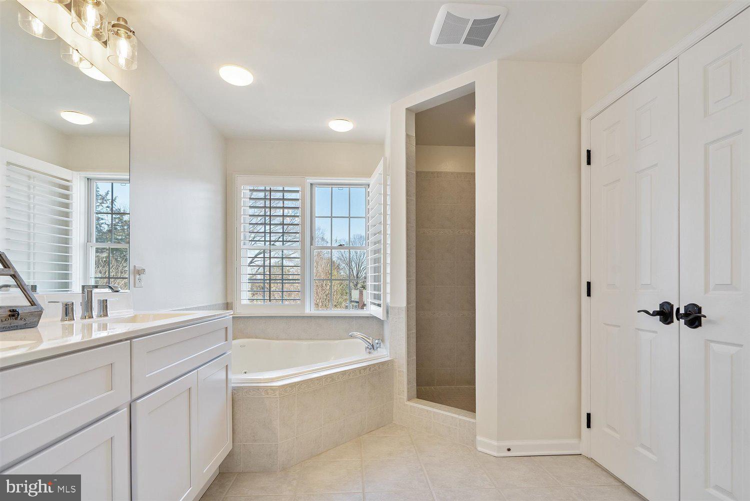 FALLSTON CROSSING - Residential