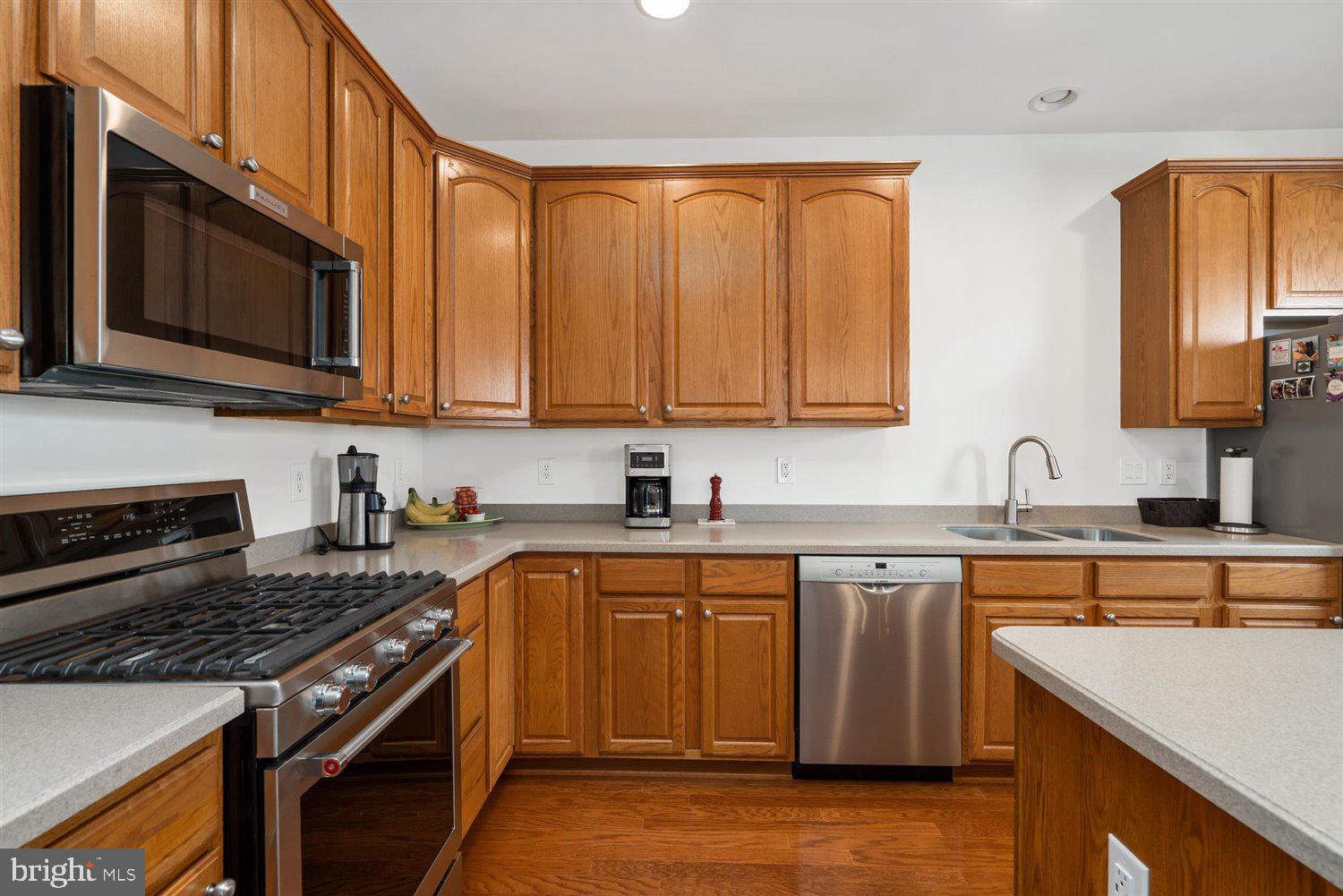 FALLSTON CROSSING - Residential