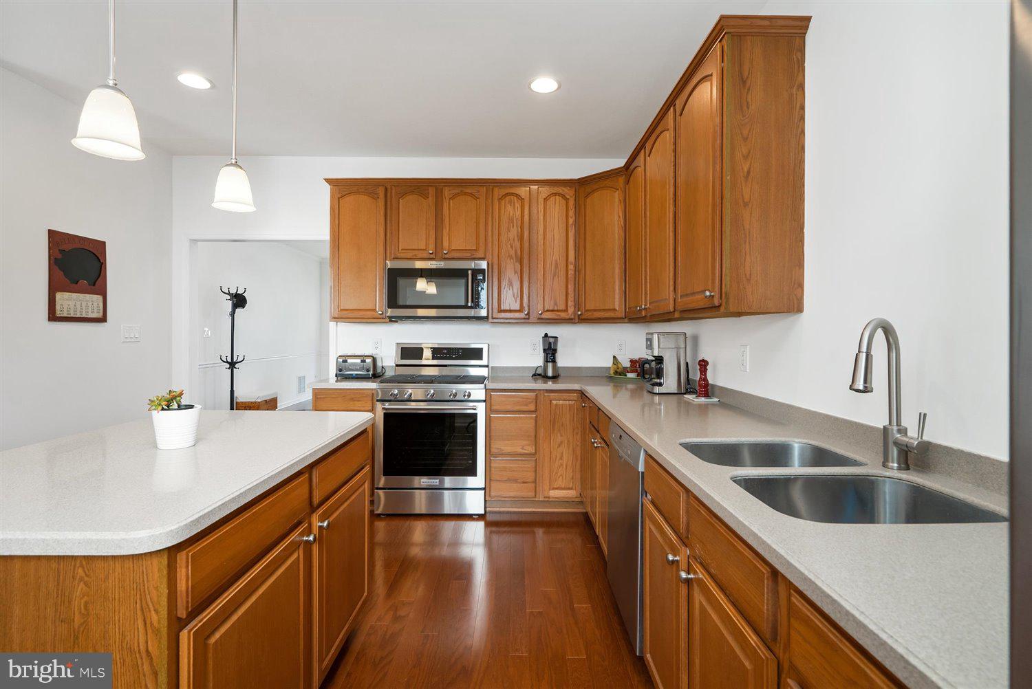 FALLSTON CROSSING - Residential