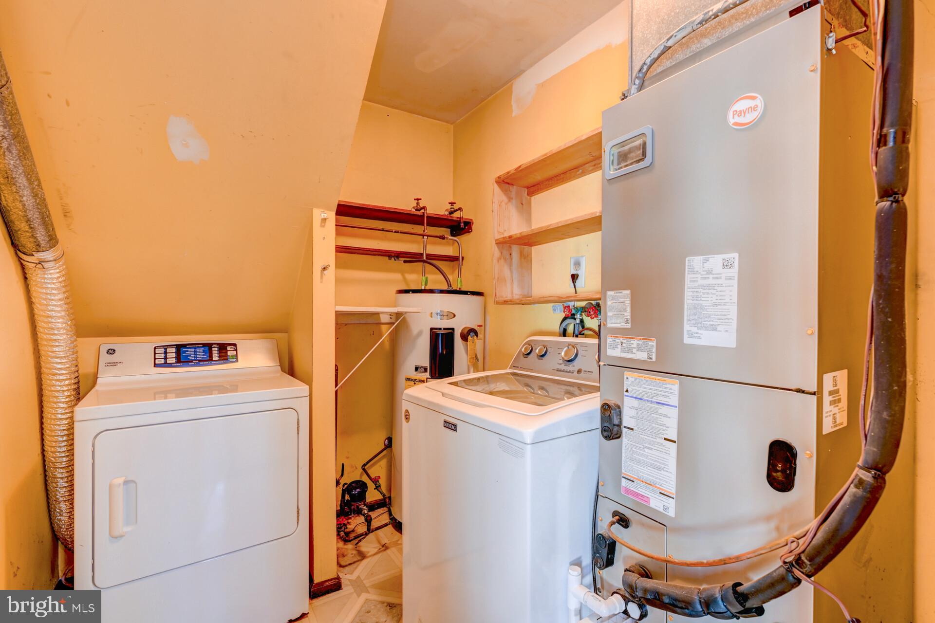 SALEM POINT - Residential