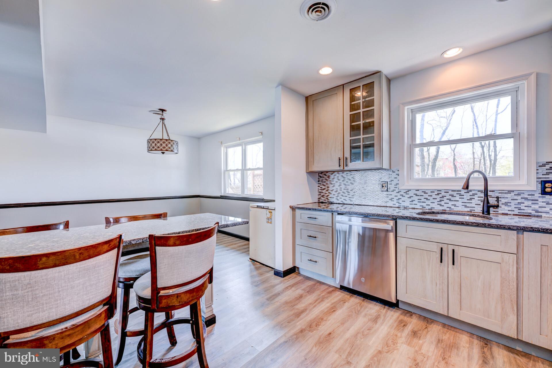 SALEM POINT - Residential