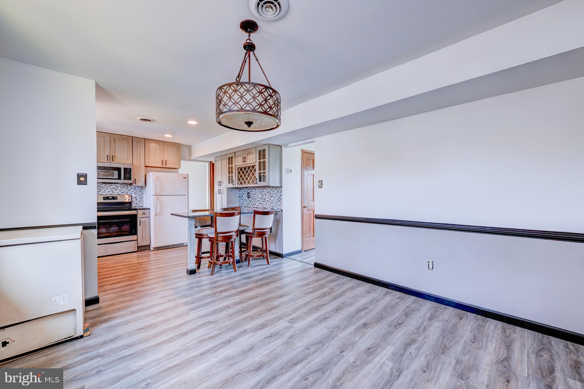 SALEM POINT - Residential