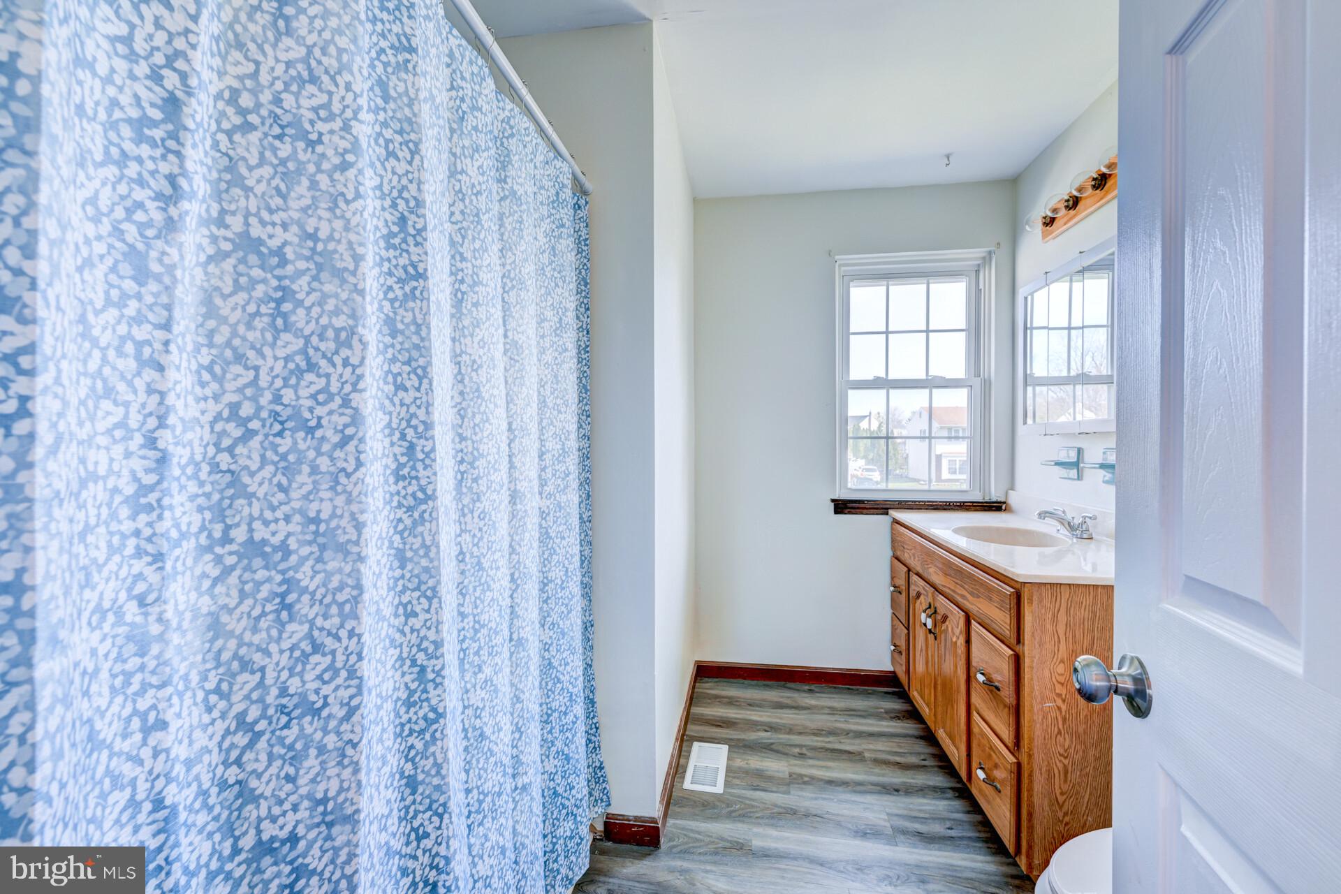 SALEM POINT - Residential