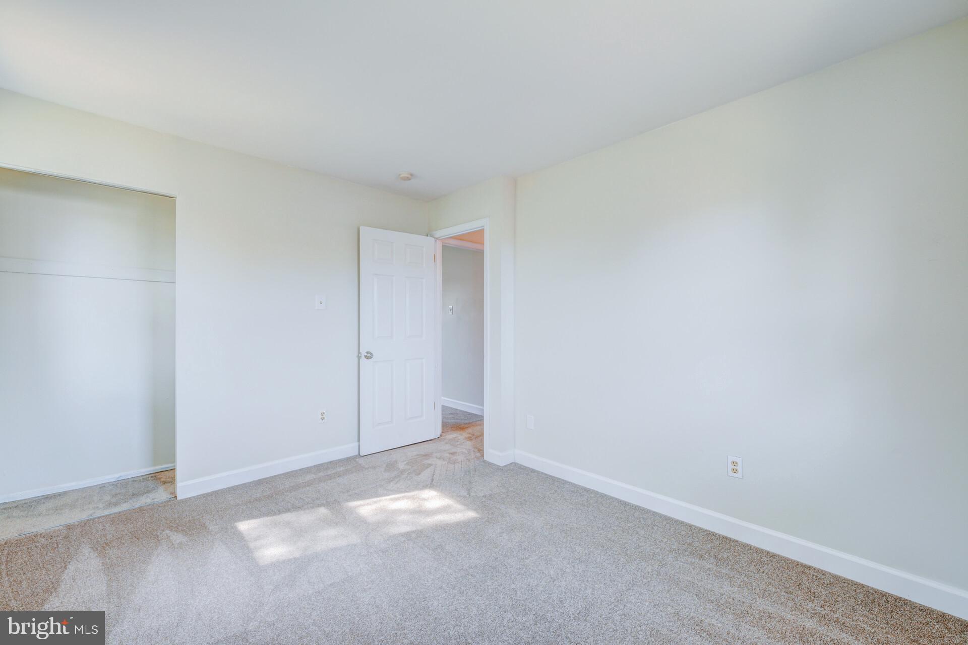 SALEM POINT - Residential