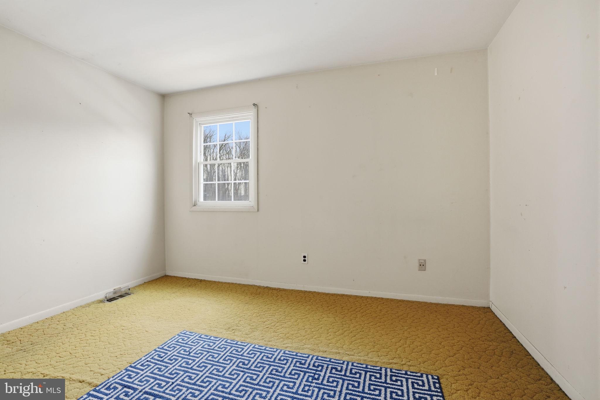 NEWTOWN CROSSING - Residential