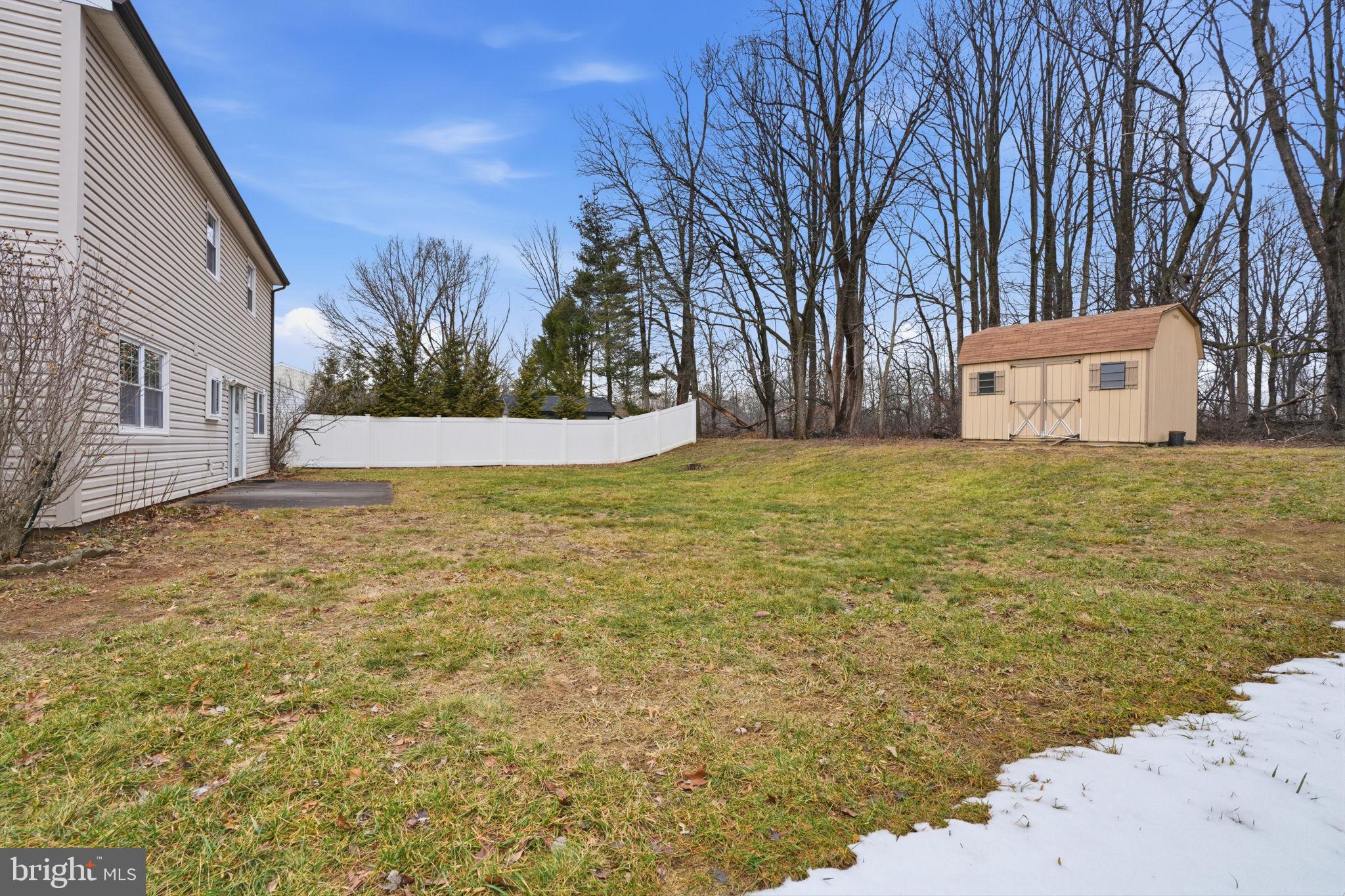 NEWTOWN CROSSING - Residential