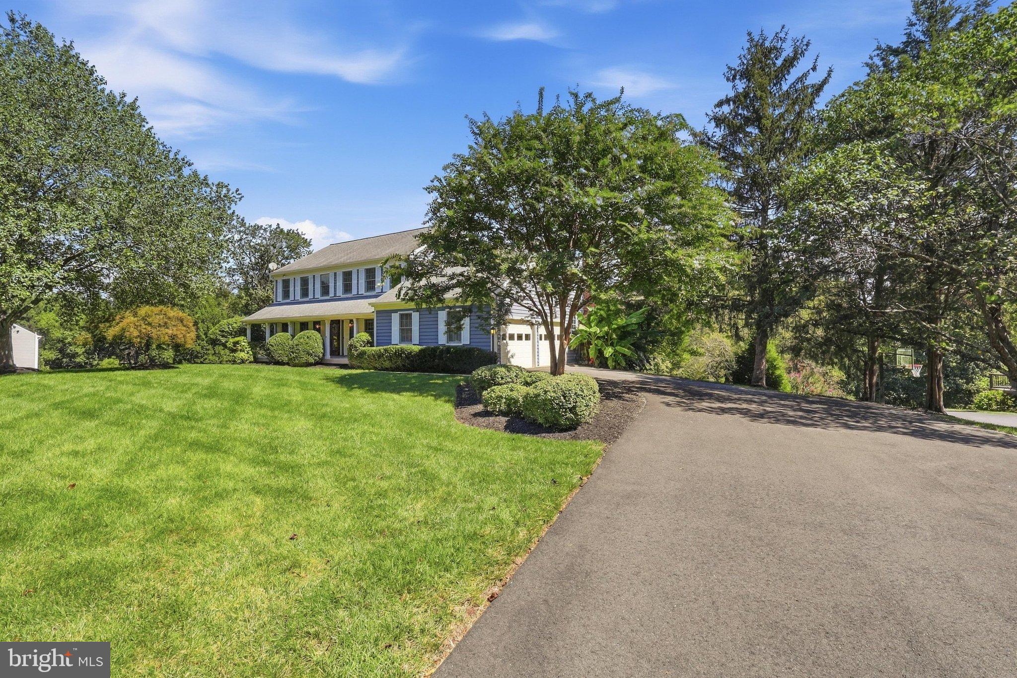 2817 BERRYLAND DRIVE