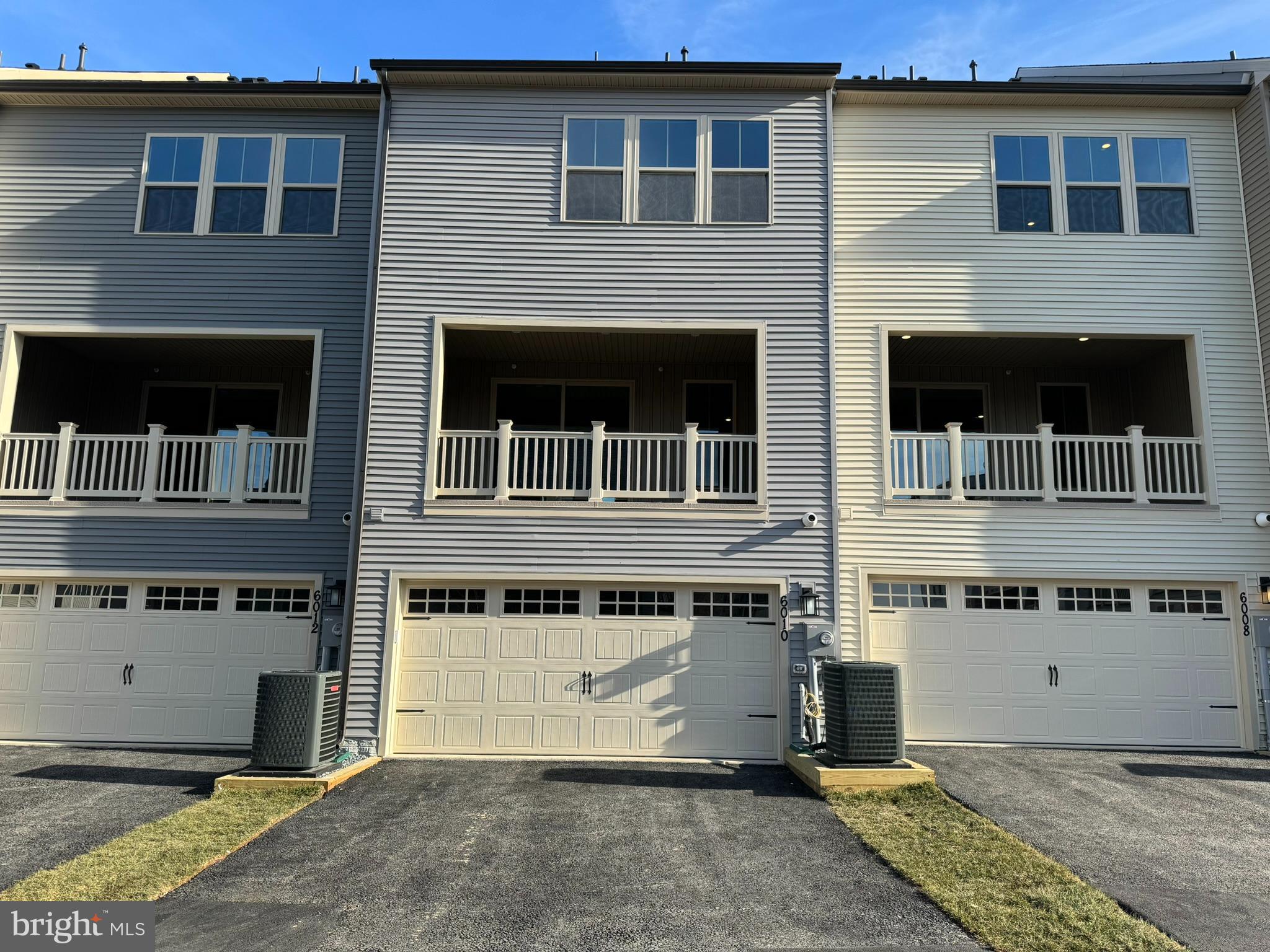 LAKE LINGANORE - Residential Lease