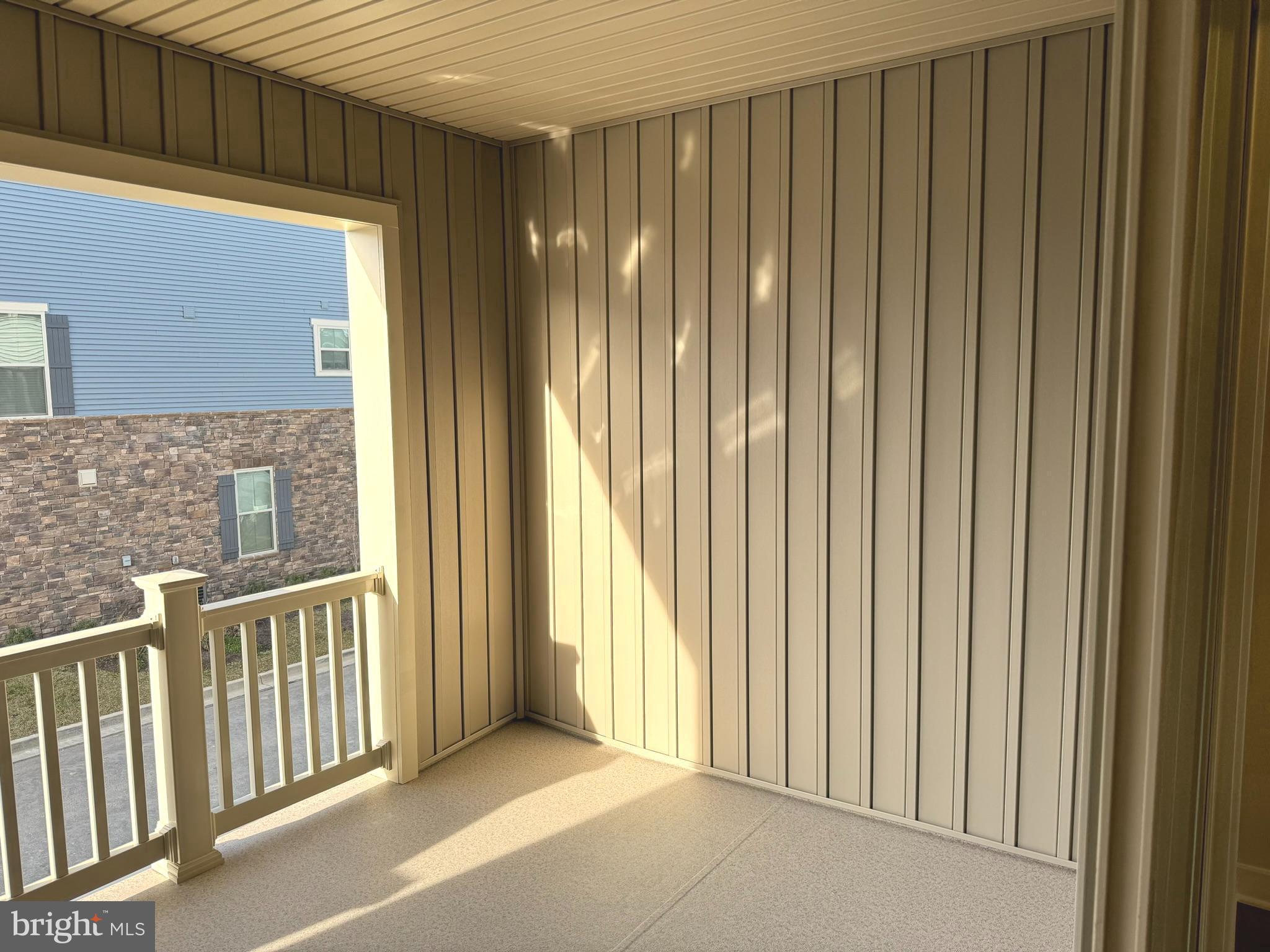 LAKE LINGANORE - Residential Lease