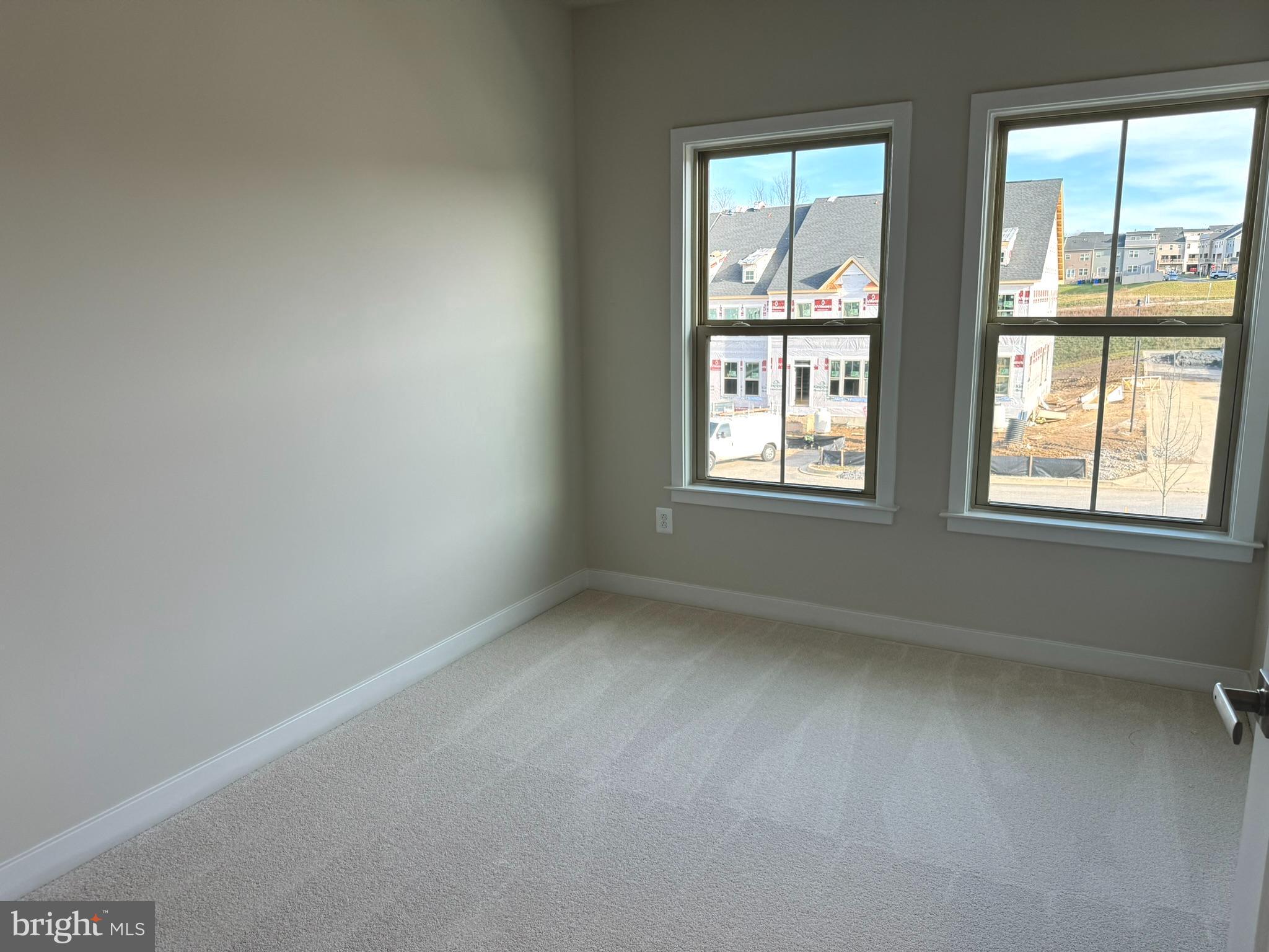 LAKE LINGANORE - Residential Lease