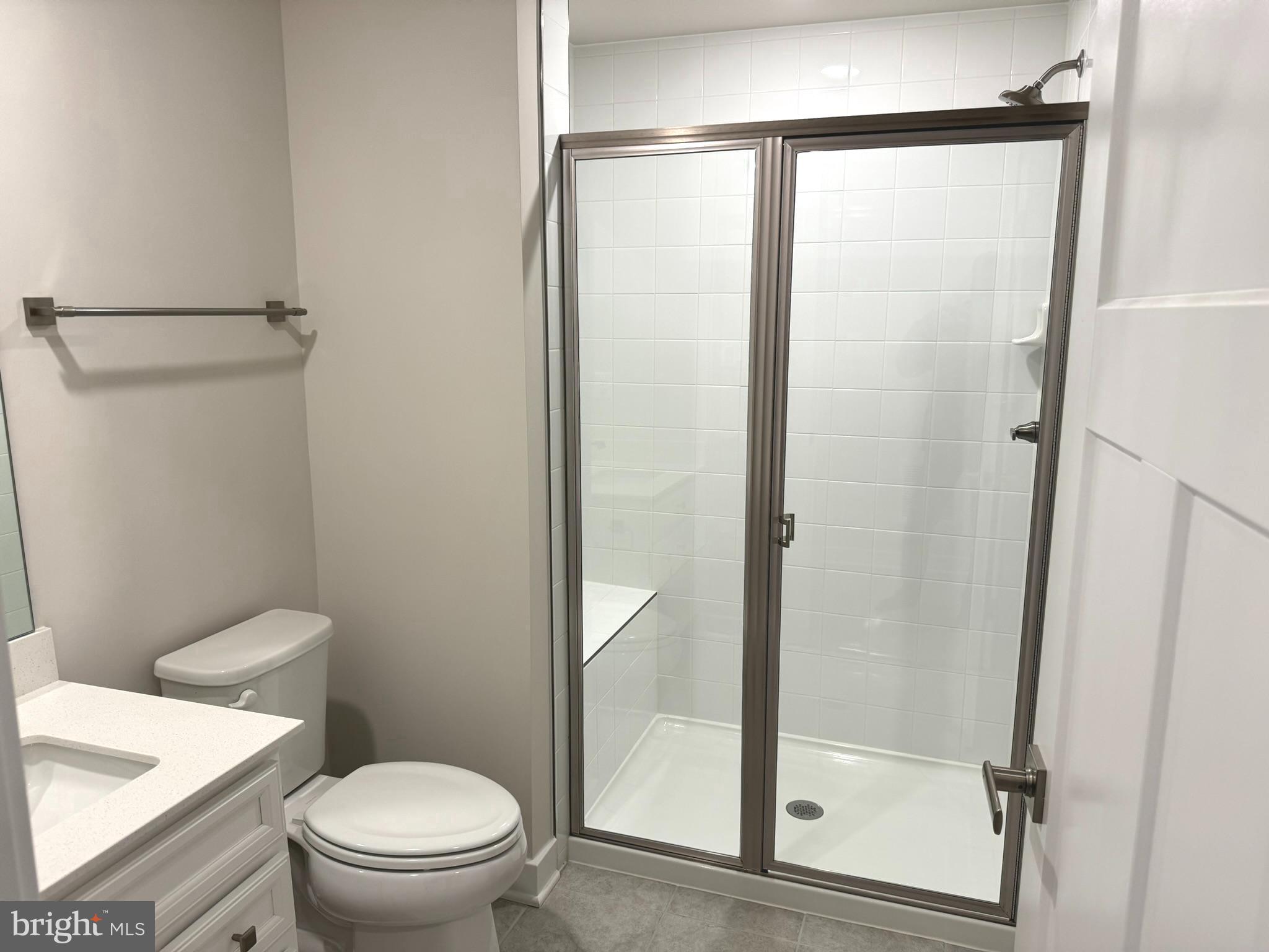 LAKE LINGANORE - Residential Lease