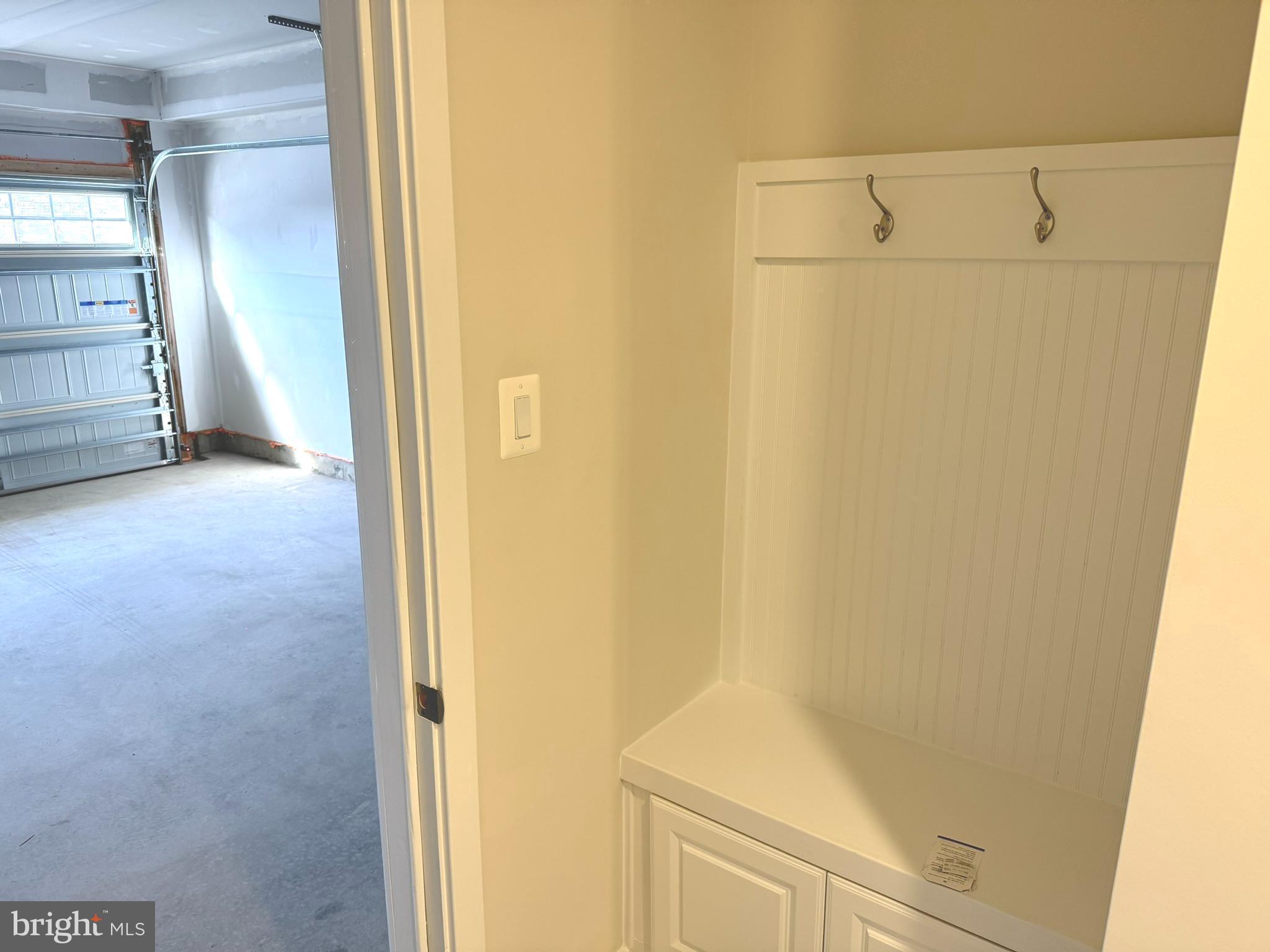 LAKE LINGANORE - Residential Lease